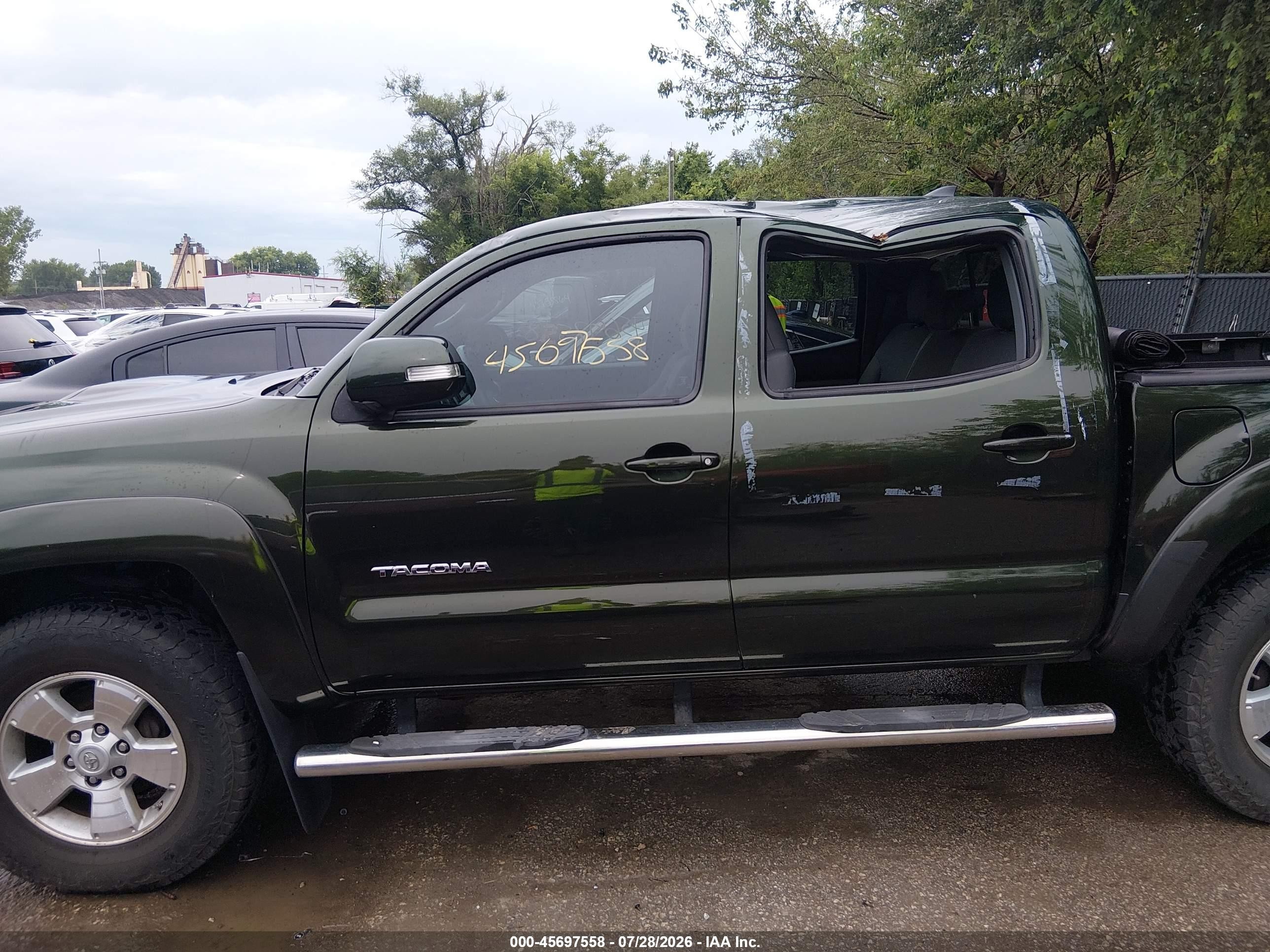 2014 Toyota Tacoma Base V6 Зеленый vin: 5TFLU4EN0EX108470