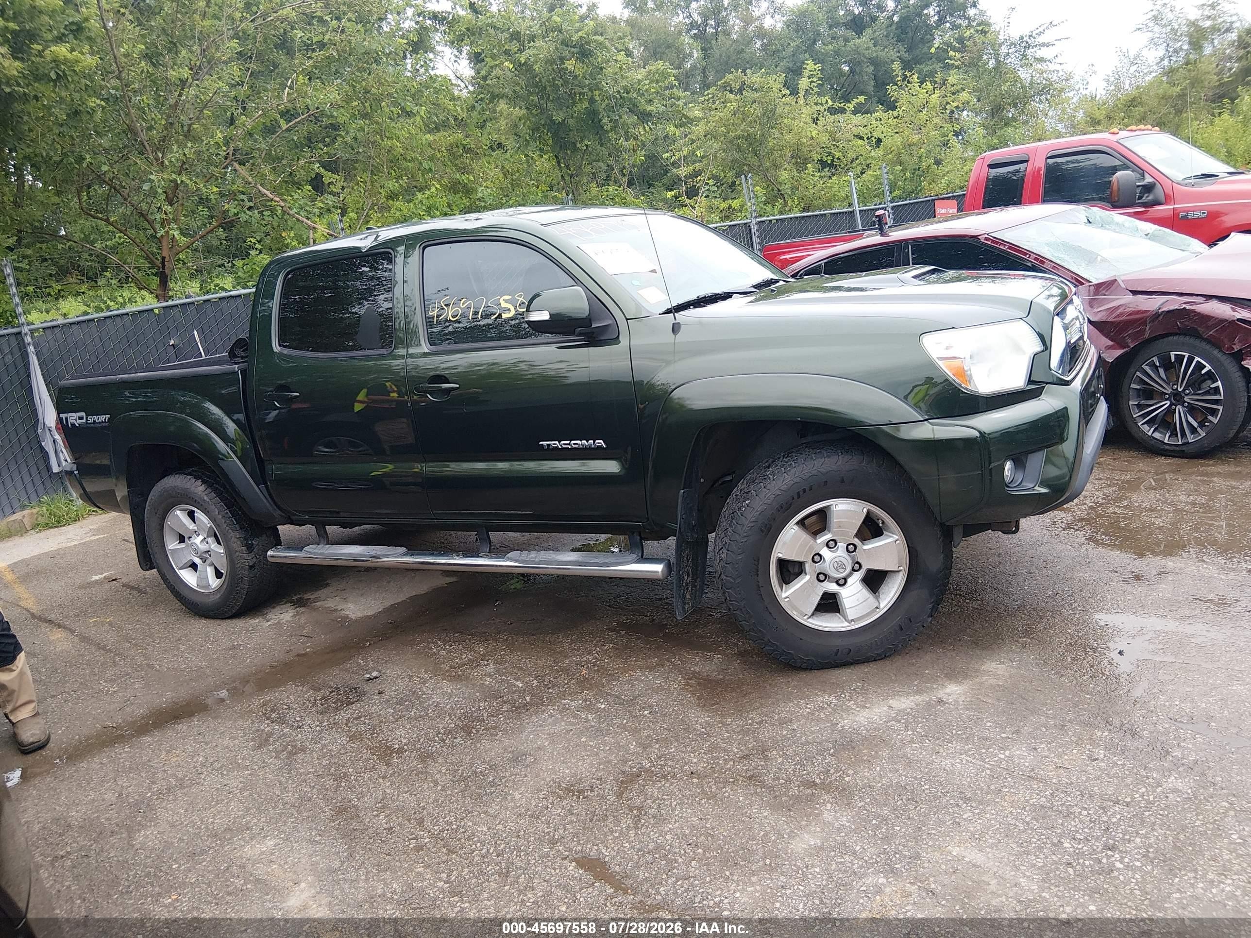 2014 Toyota Tacoma Base V6 Зеленый vin: 5TFLU4EN0EX108470