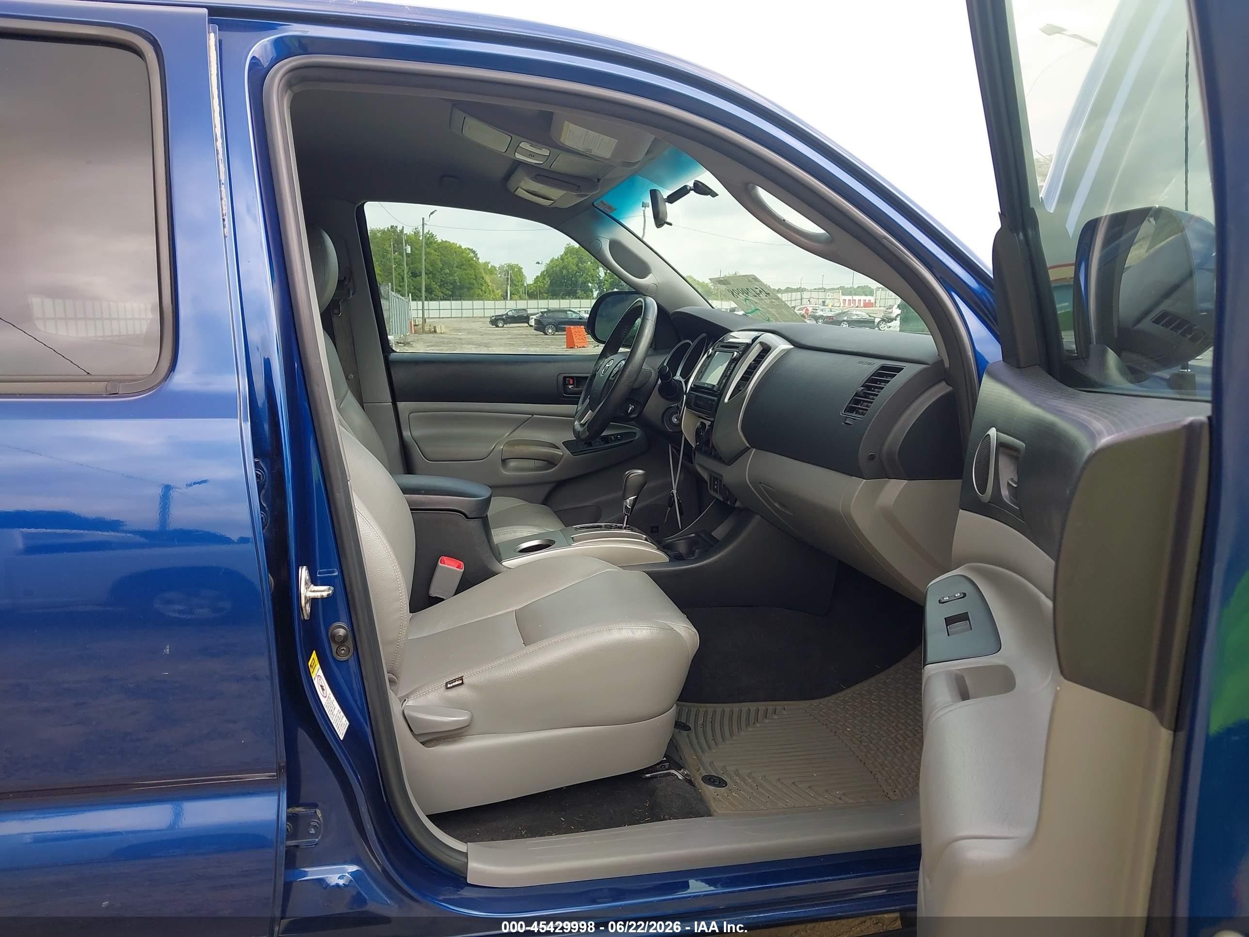 2015 Toyota Tacoma Base V6 Blue vin: 5TFLU4EN0FX130759