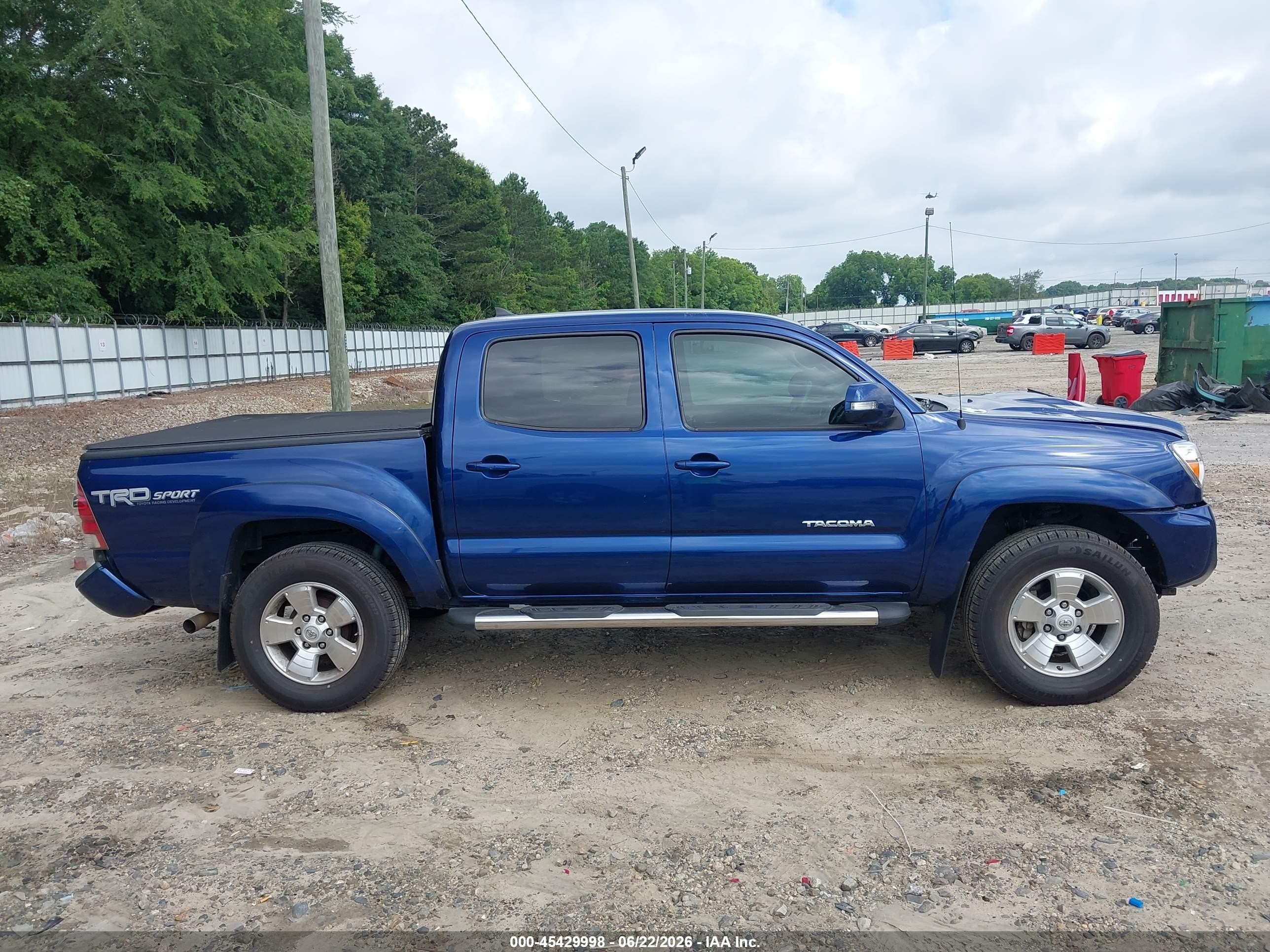 2015 Toyota Tacoma Base V6 Blue vin: 5TFLU4EN0FX130759