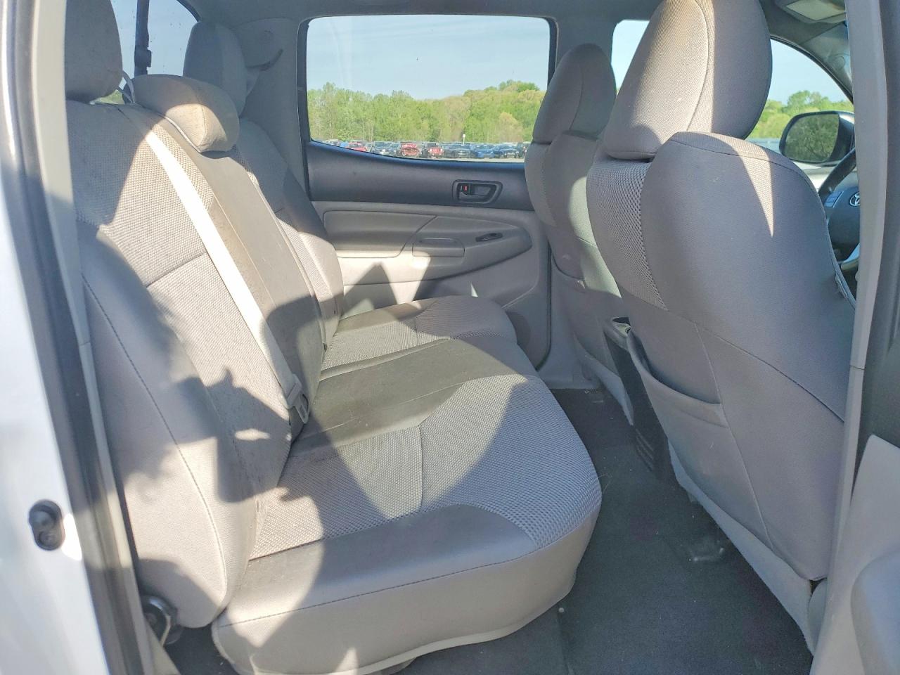 2012 Toyota Tacoma V6 White vin: 5TFLU4EN1CX032819