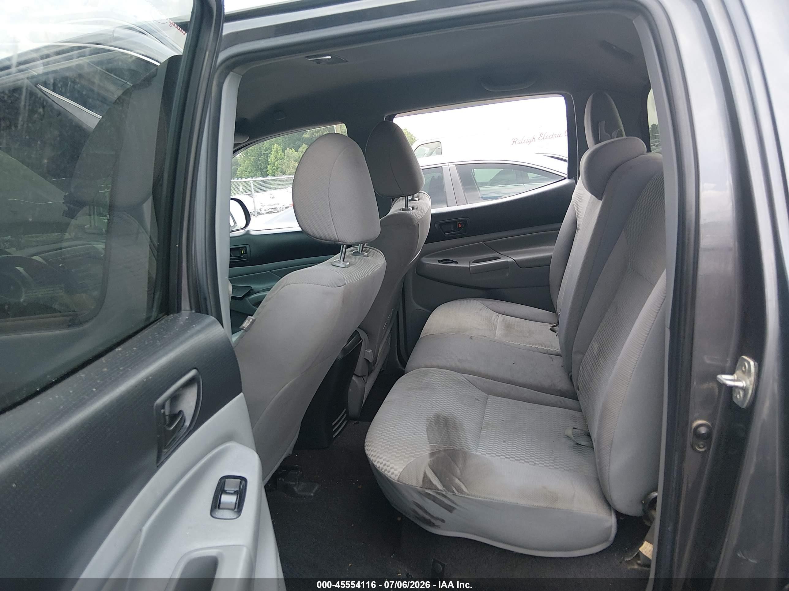 2013 Toyota Tacoma Base V6 Gray vin: 5TFLU4EN1DX067779