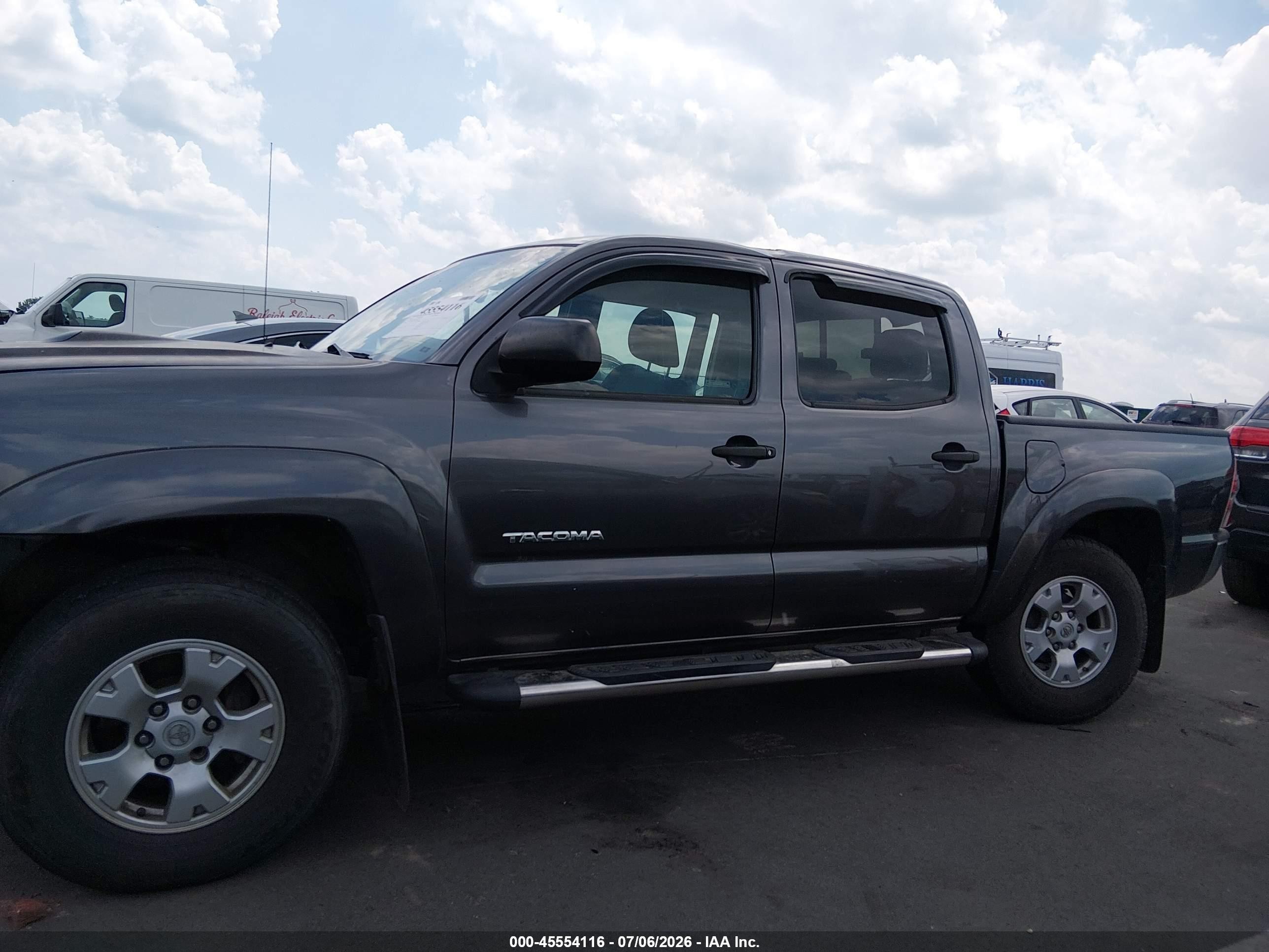 2013 Toyota Tacoma Base V6 Gray vin: 5TFLU4EN1DX067779