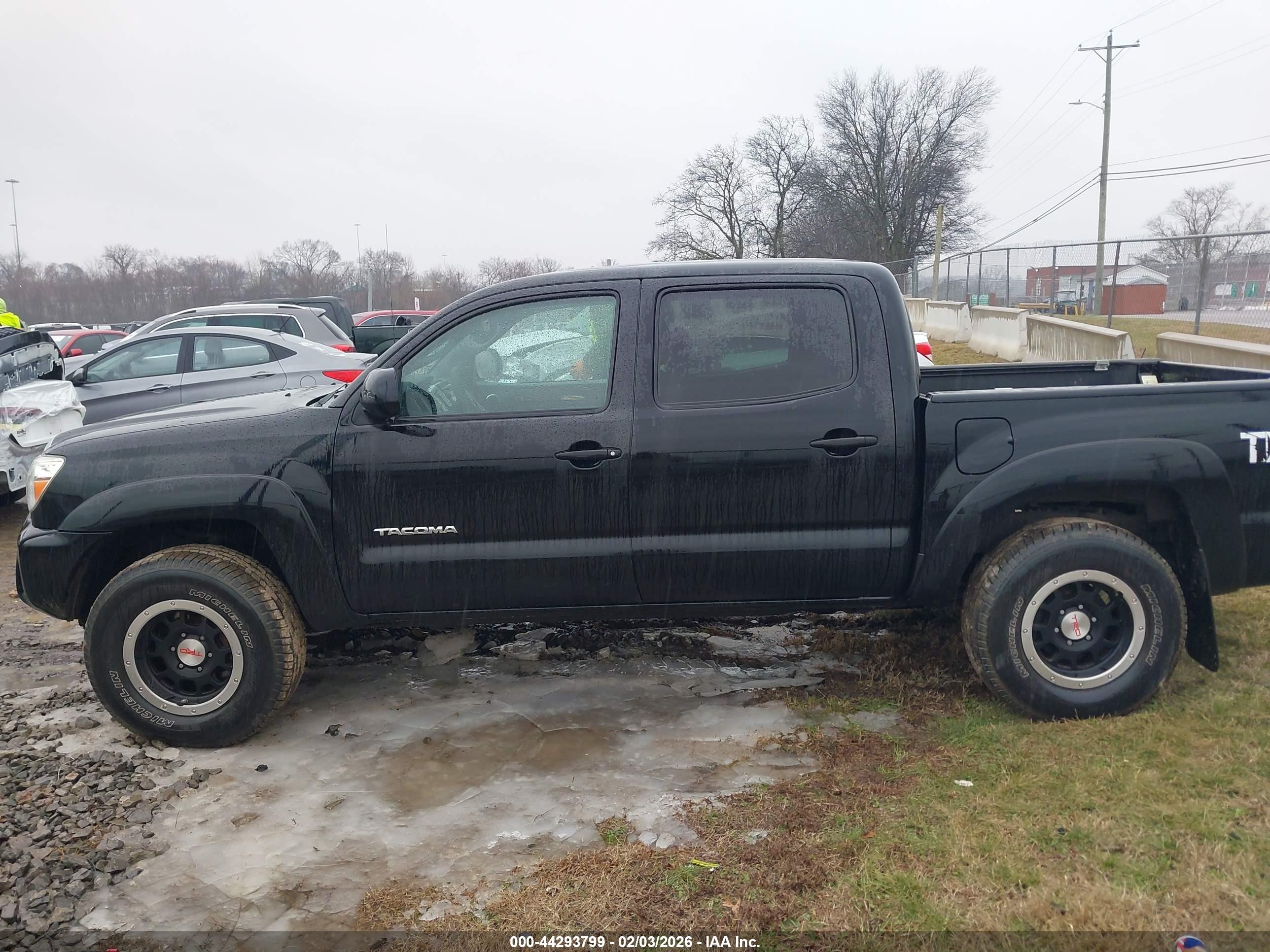 2013 Toyota Tacoma Base V6 Black vin: 5TFLU4EN1DX073534
