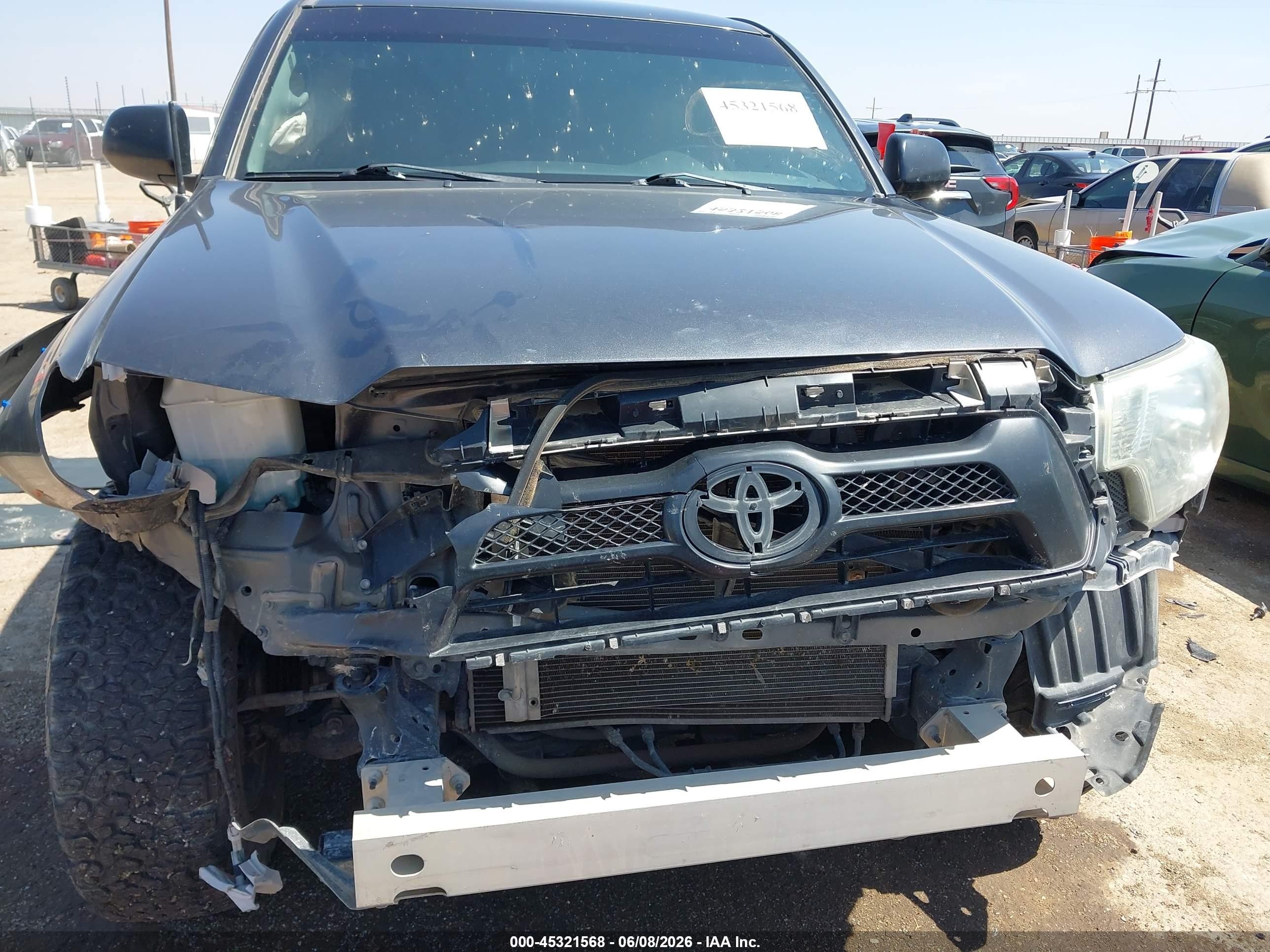 2015 Toyota Tacoma Base V6 Gray vin: 5TFLU4EN1FX142158