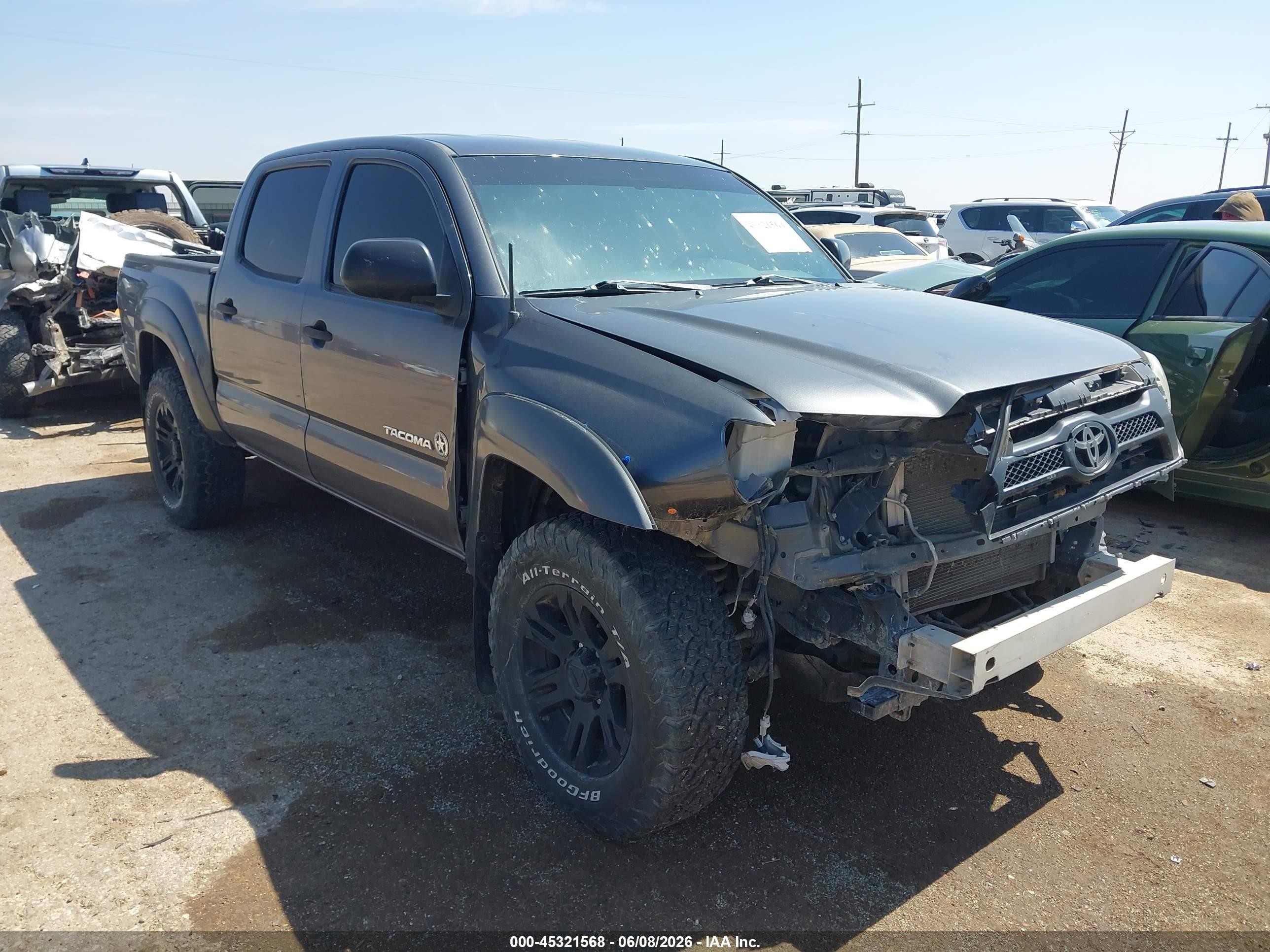 2015 Toyota Tacoma Base V6 Gray vin: 5TFLU4EN1FX142158