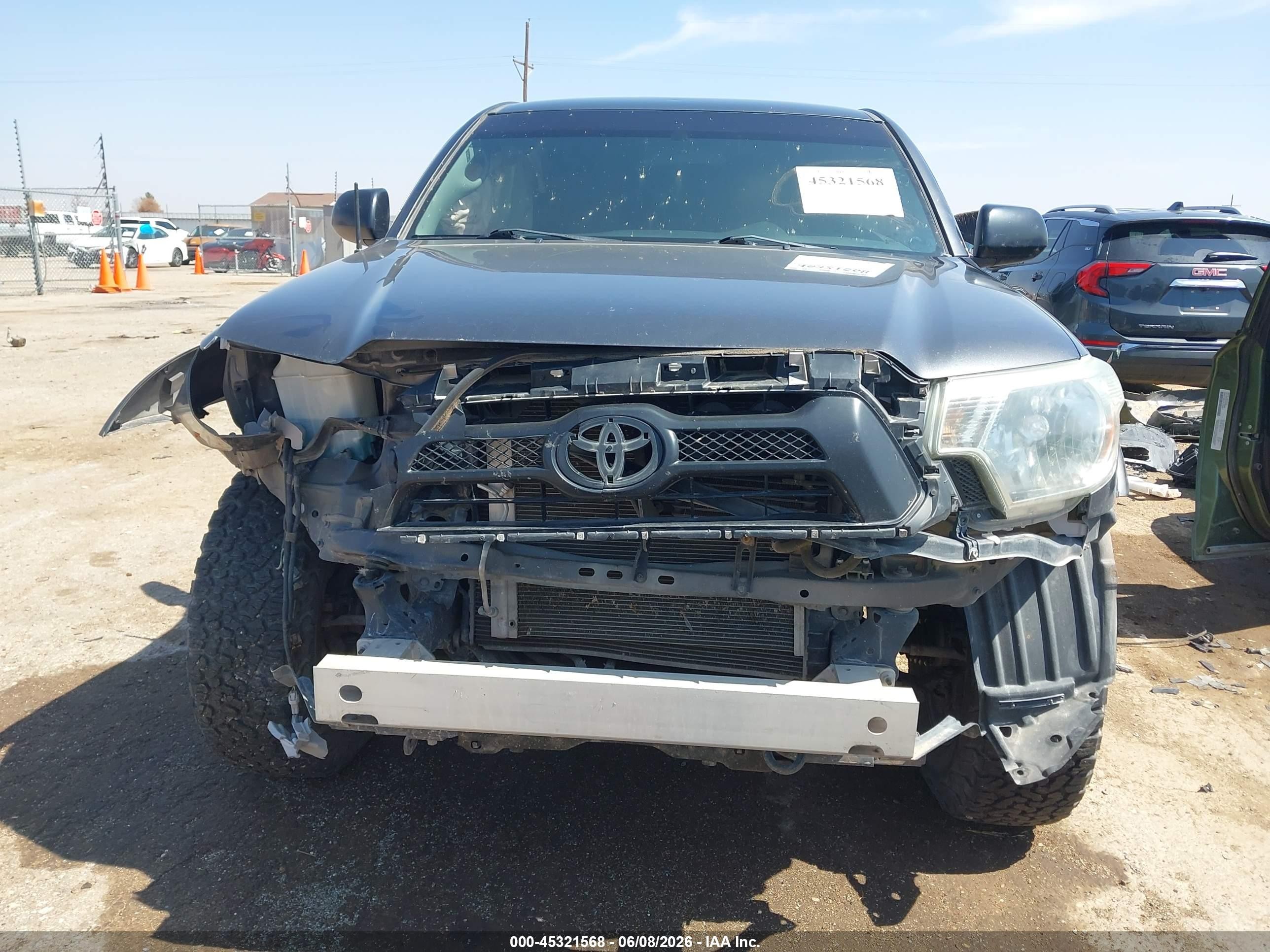 2015 Toyota Tacoma Base V6 Gray vin: 5TFLU4EN1FX142158