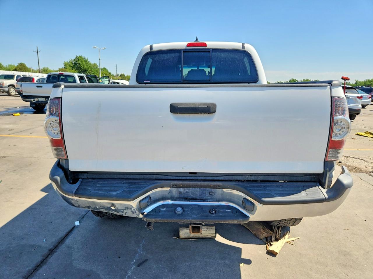 2012 Toyota Tacoma Double Cab White vin: 5TFLU4EN2CX040556