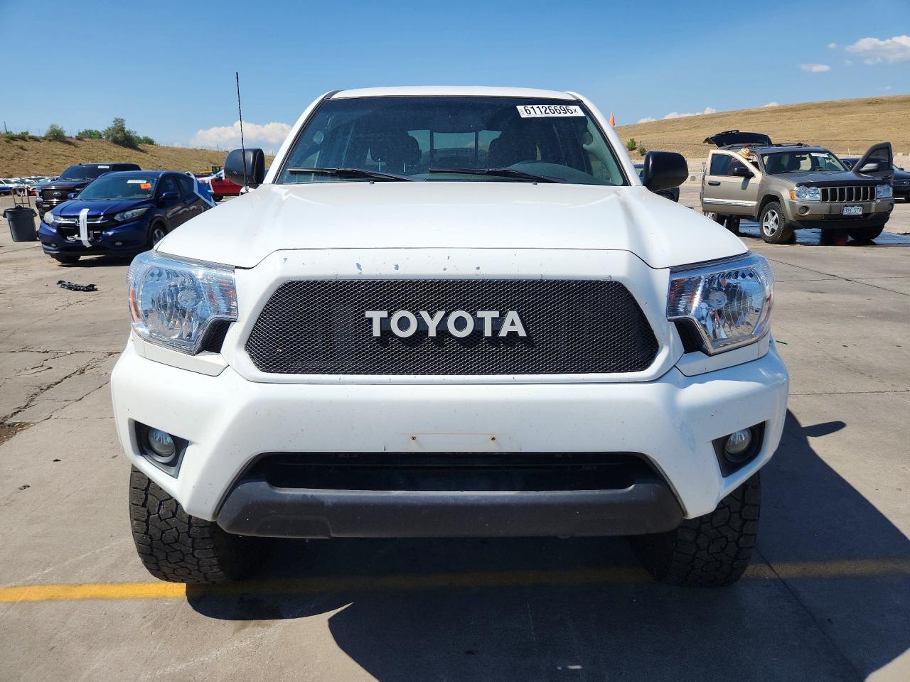 2012 Toyota Tacoma Double Cab White vin: 5TFLU4EN2CX040556