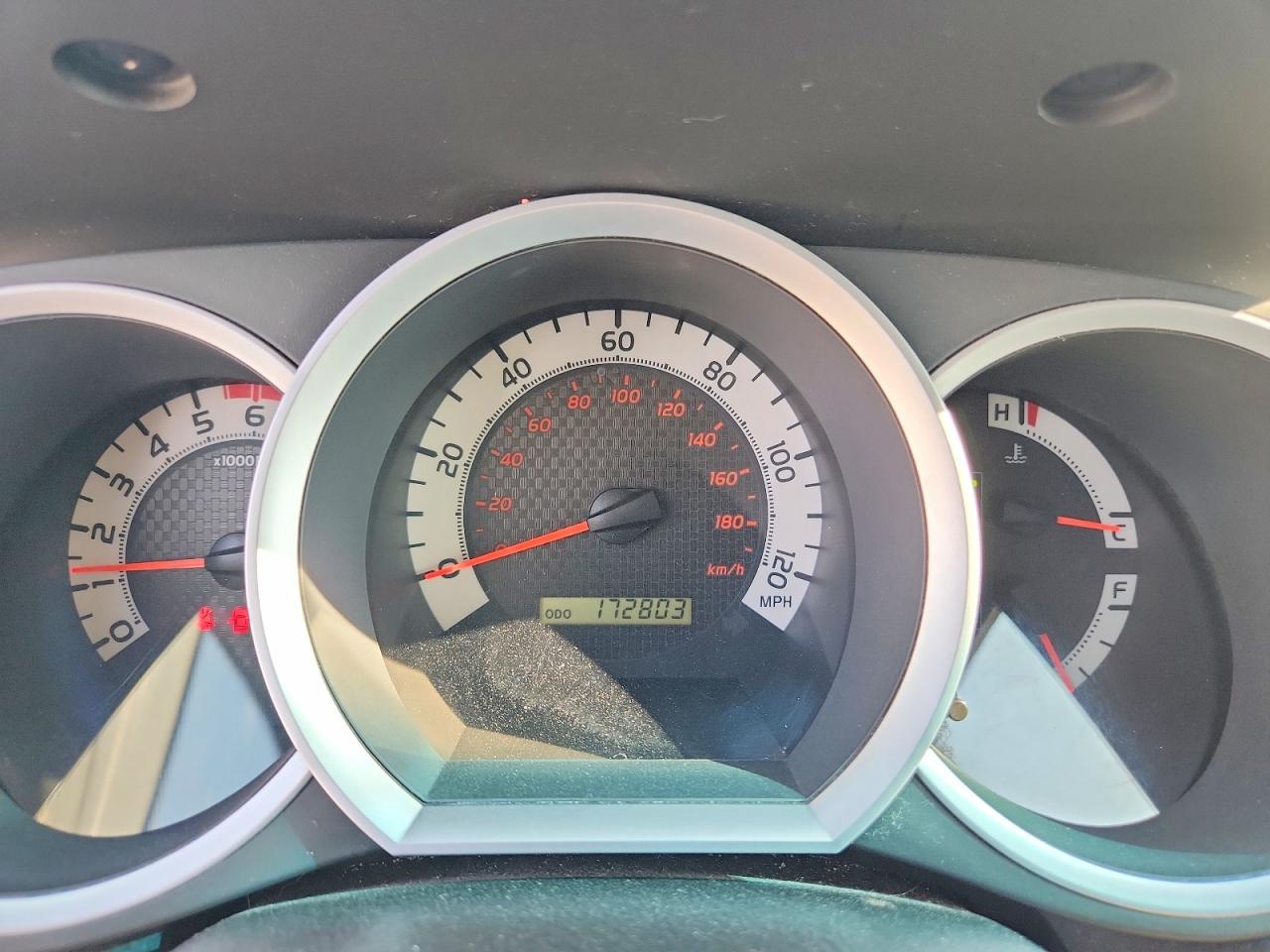 2013 Toyota Tacoma V6 White vin: 5TFLU4EN2DX065278