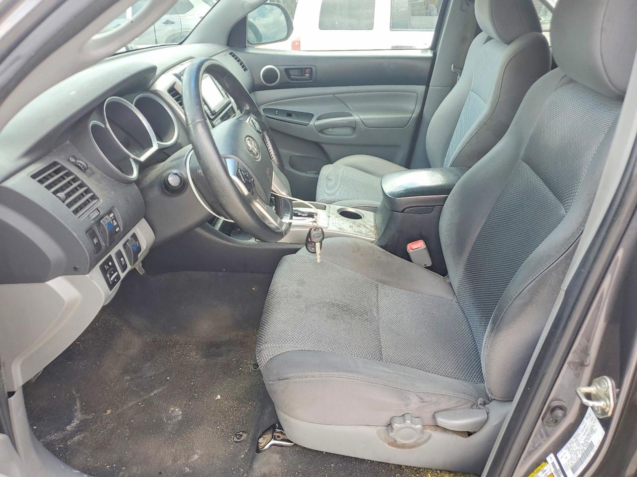 2015 Toyota Tacoma V6 Gray vin: 5TFLU4EN2FX115048