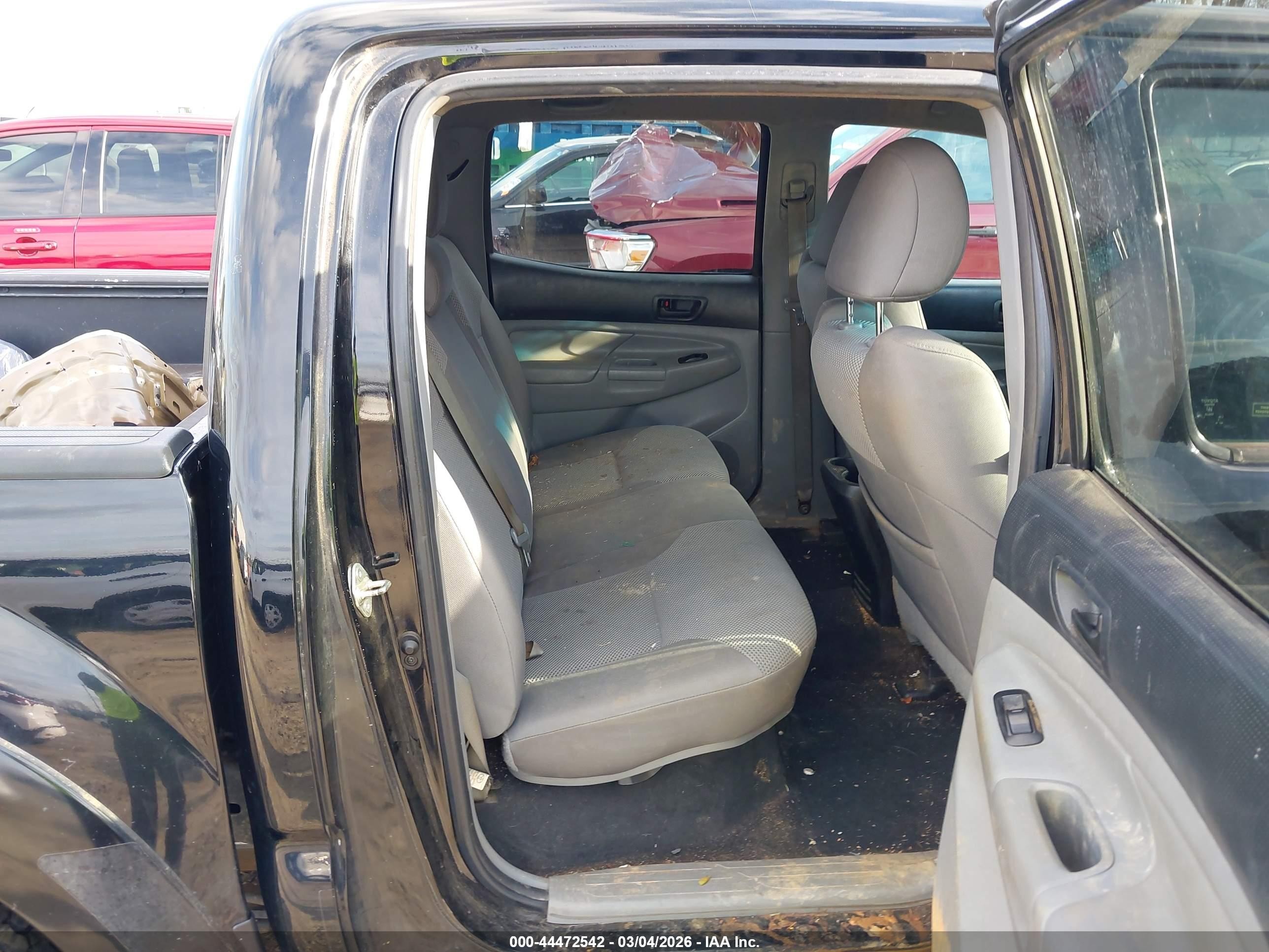 2015 Toyota Tacoma Base V6 Black vin: 5TFLU4EN2FX133856