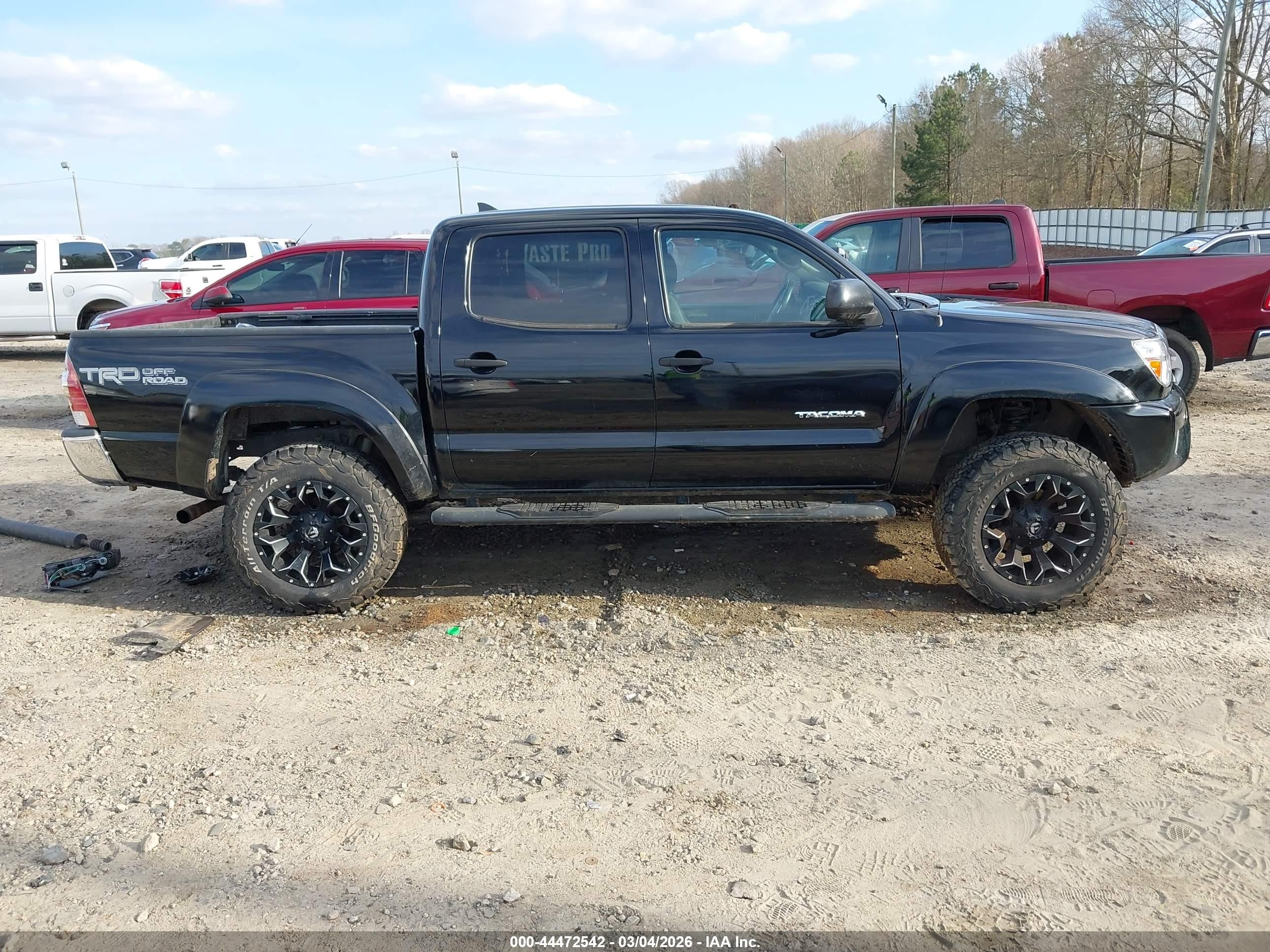 2015 Toyota Tacoma Base V6 Black vin: 5TFLU4EN2FX133856
