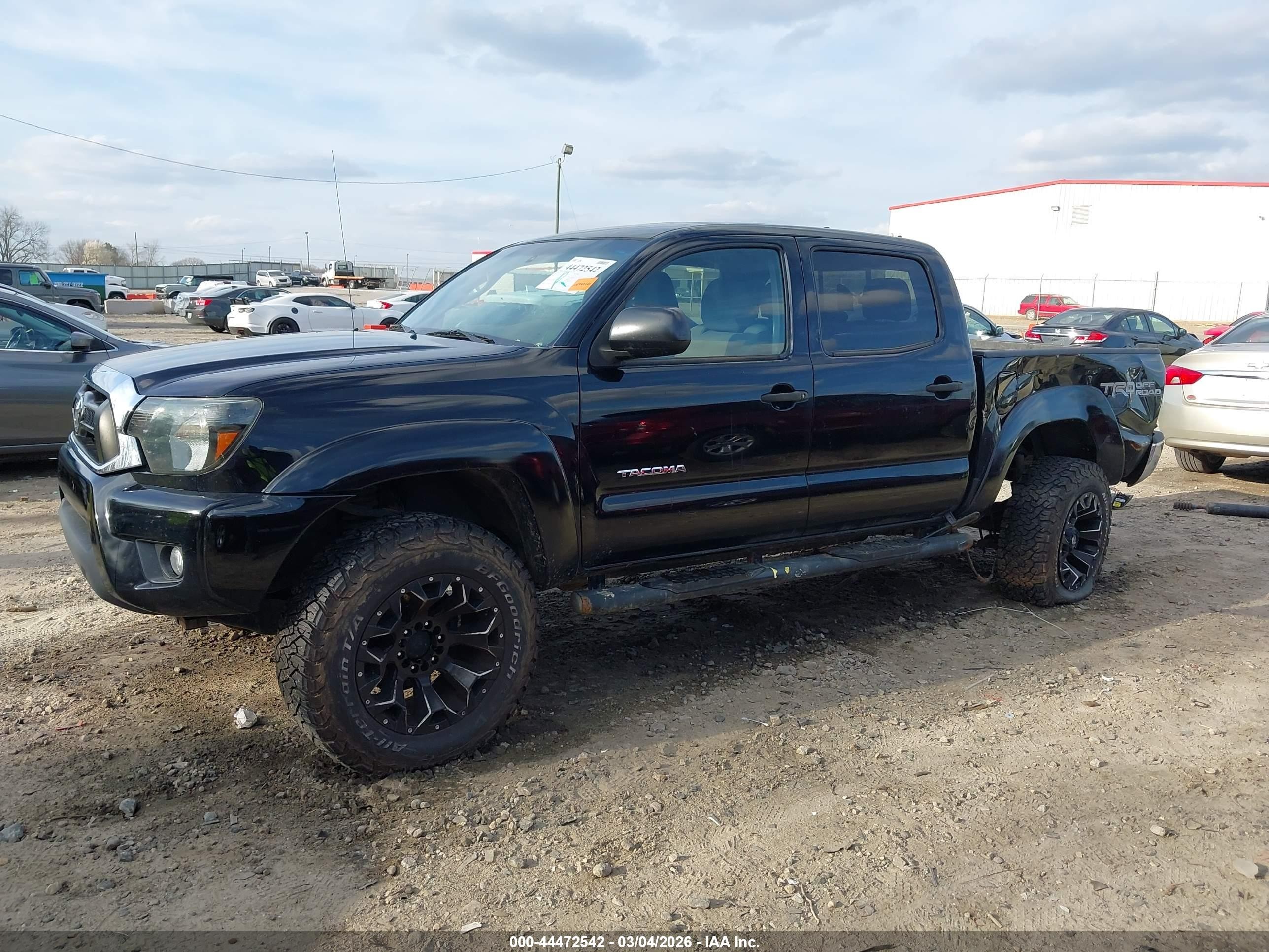 2015 Toyota Tacoma Base V6 Black vin: 5TFLU4EN2FX133856