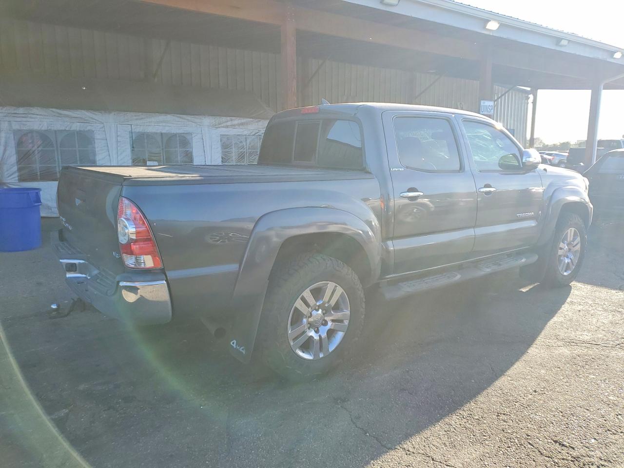 2013 Toyota Tacoma Double Cab Gray vin: 5TFLU4EN3DX055598