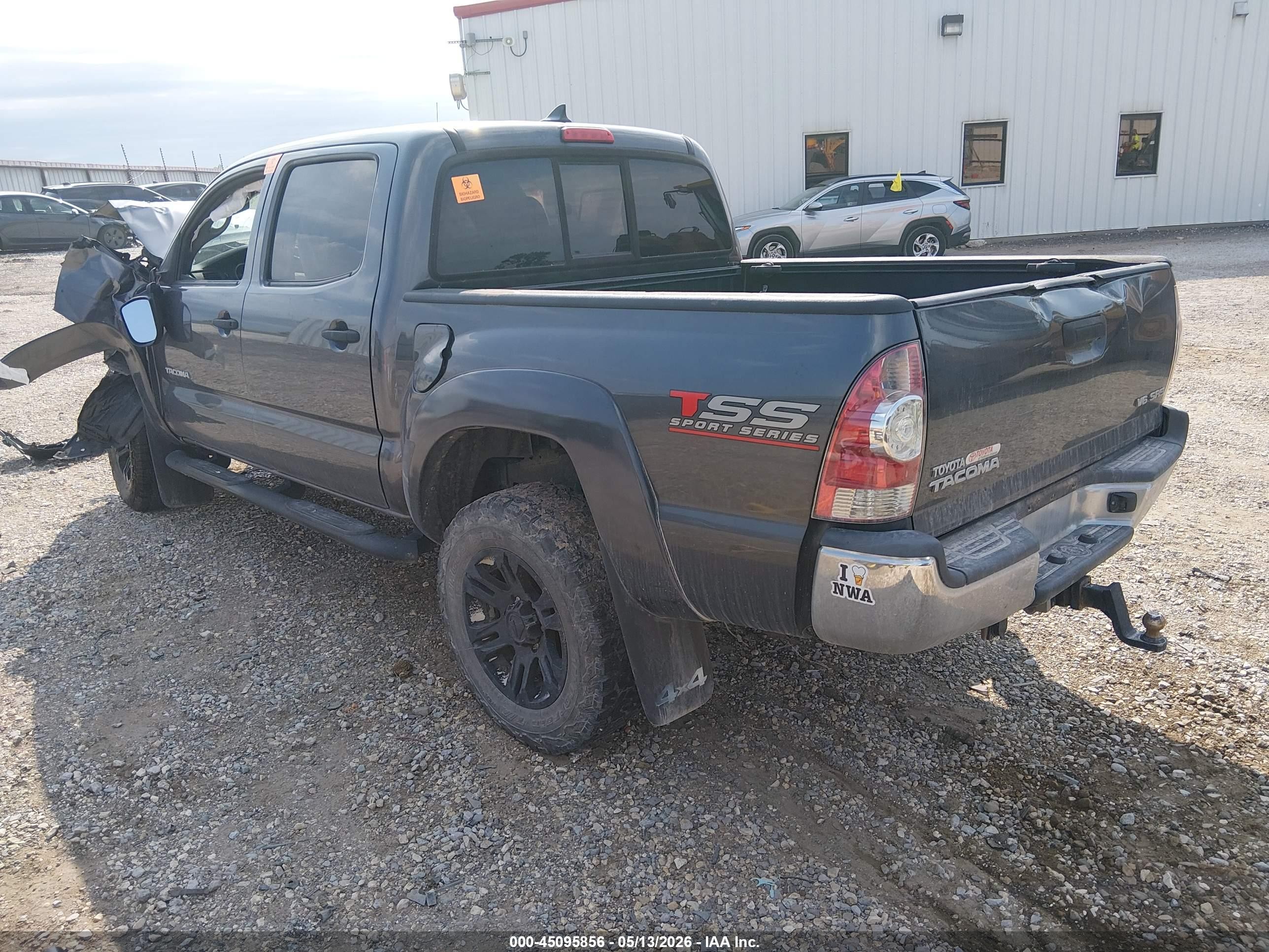 2015 Toyota Tacoma Base V6 Gray vin: 5TFLU4EN3FX122204