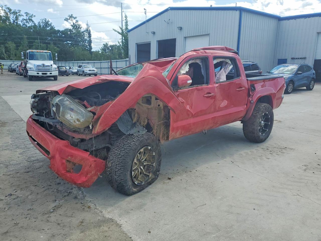 2015 Toyota Tacoma V6 Red vin: 5TFLU4EN3FX148267