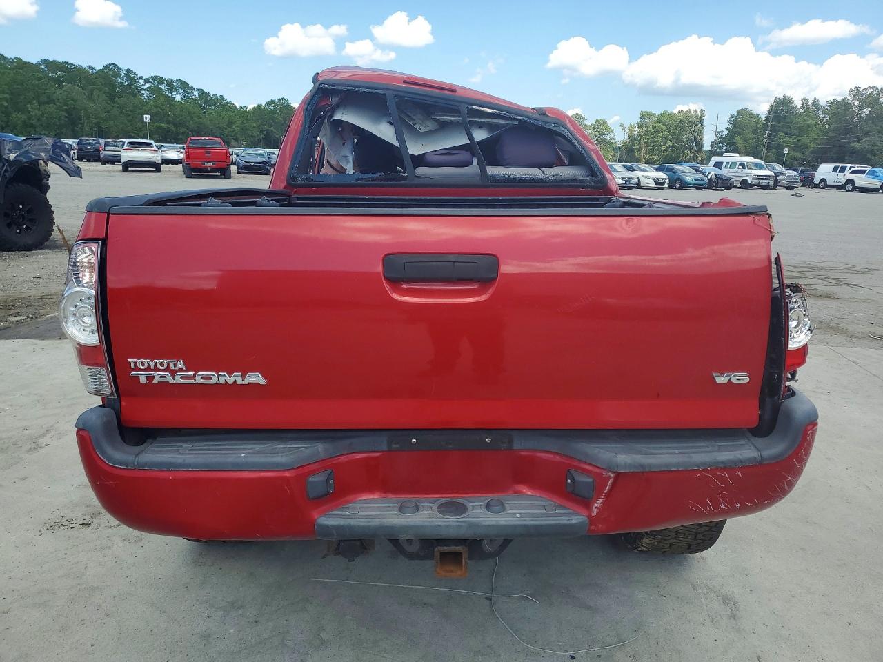 2015 Toyota Tacoma V6 Red vin: 5TFLU4EN3FX148267