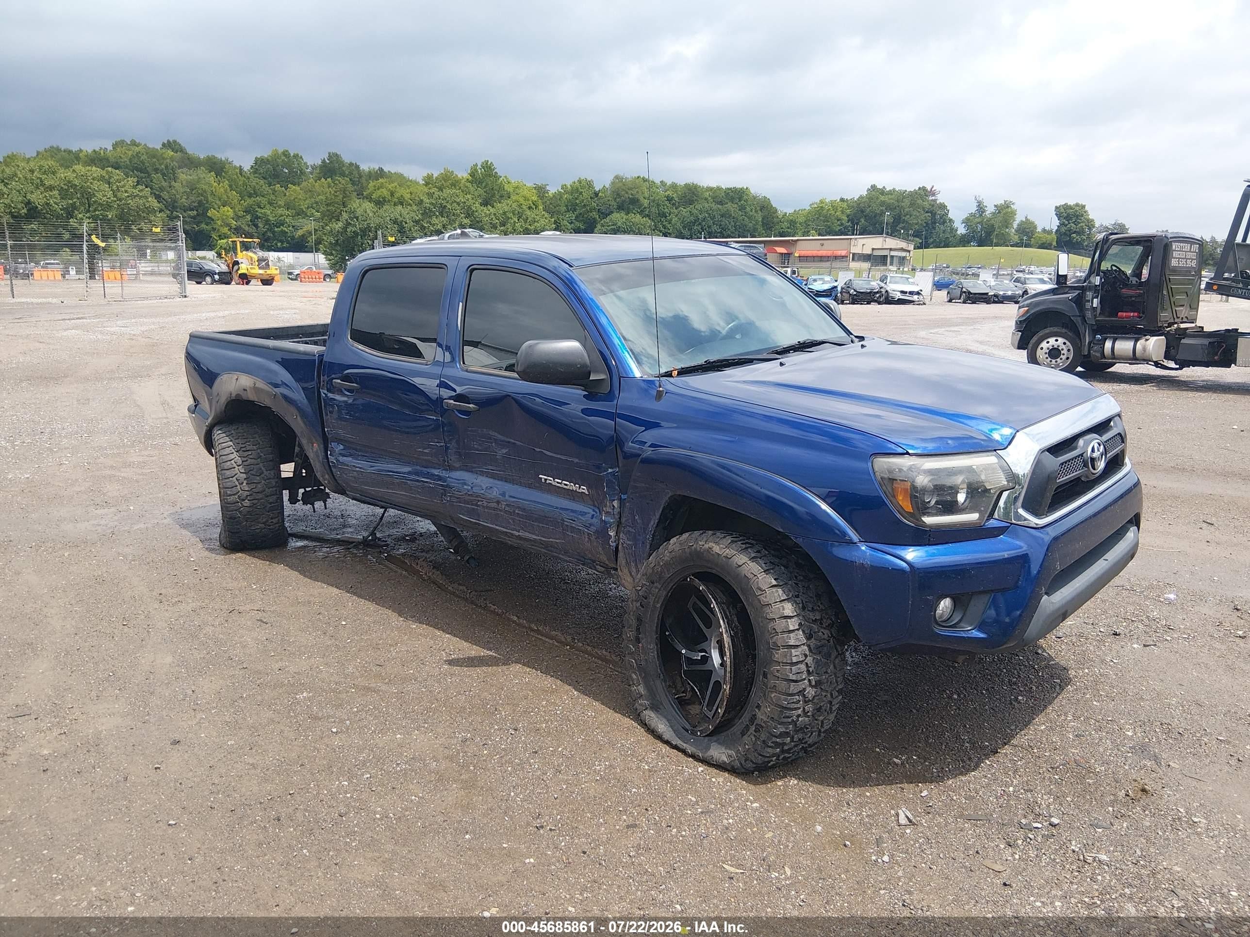 2014 Toyota Tacoma Base V6 Blue vin: 5TFLU4EN4EX097716