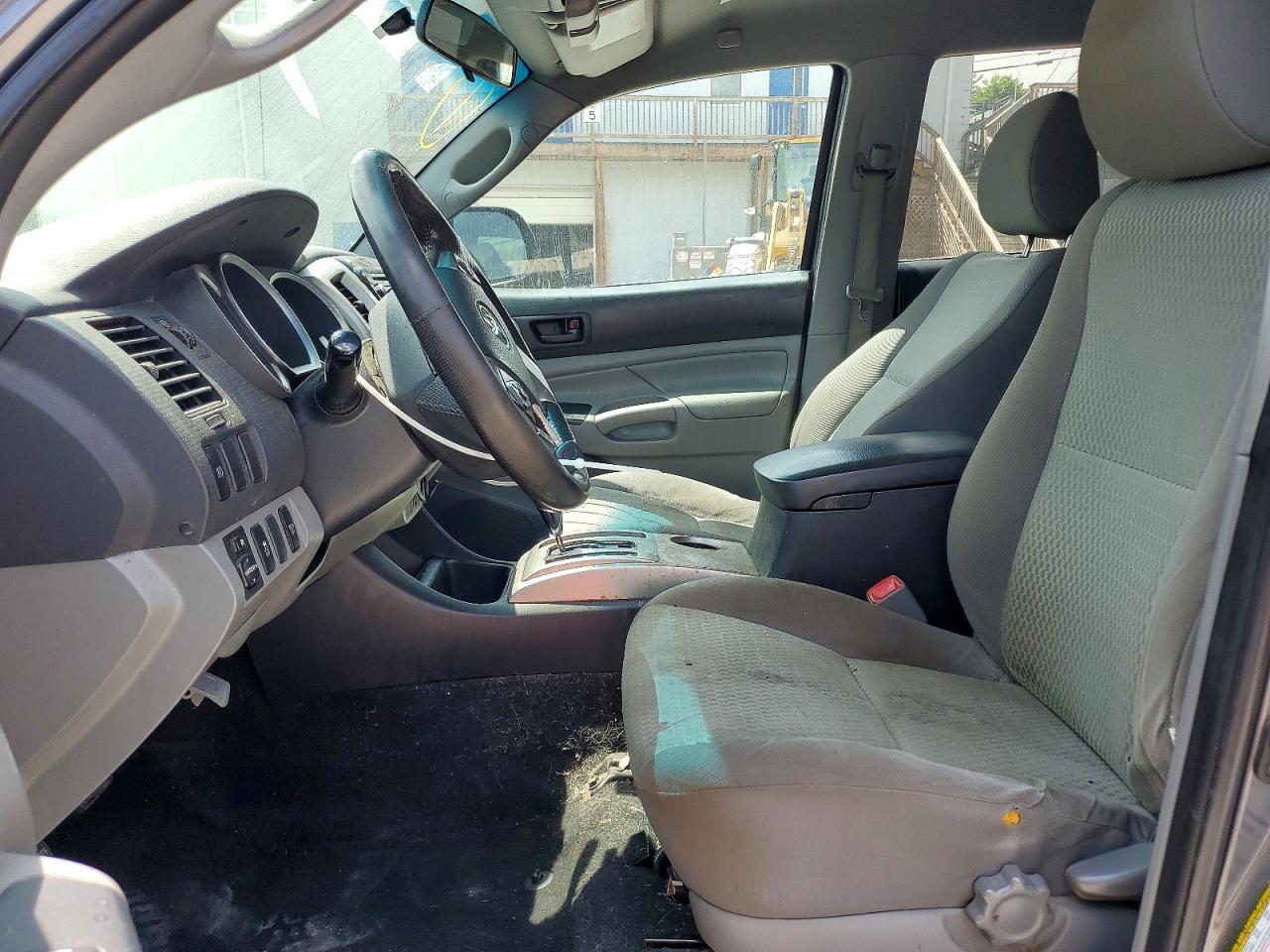 2014 Toyota Tacoma V6 Серый vin: 5TFLU4EN4EX102946