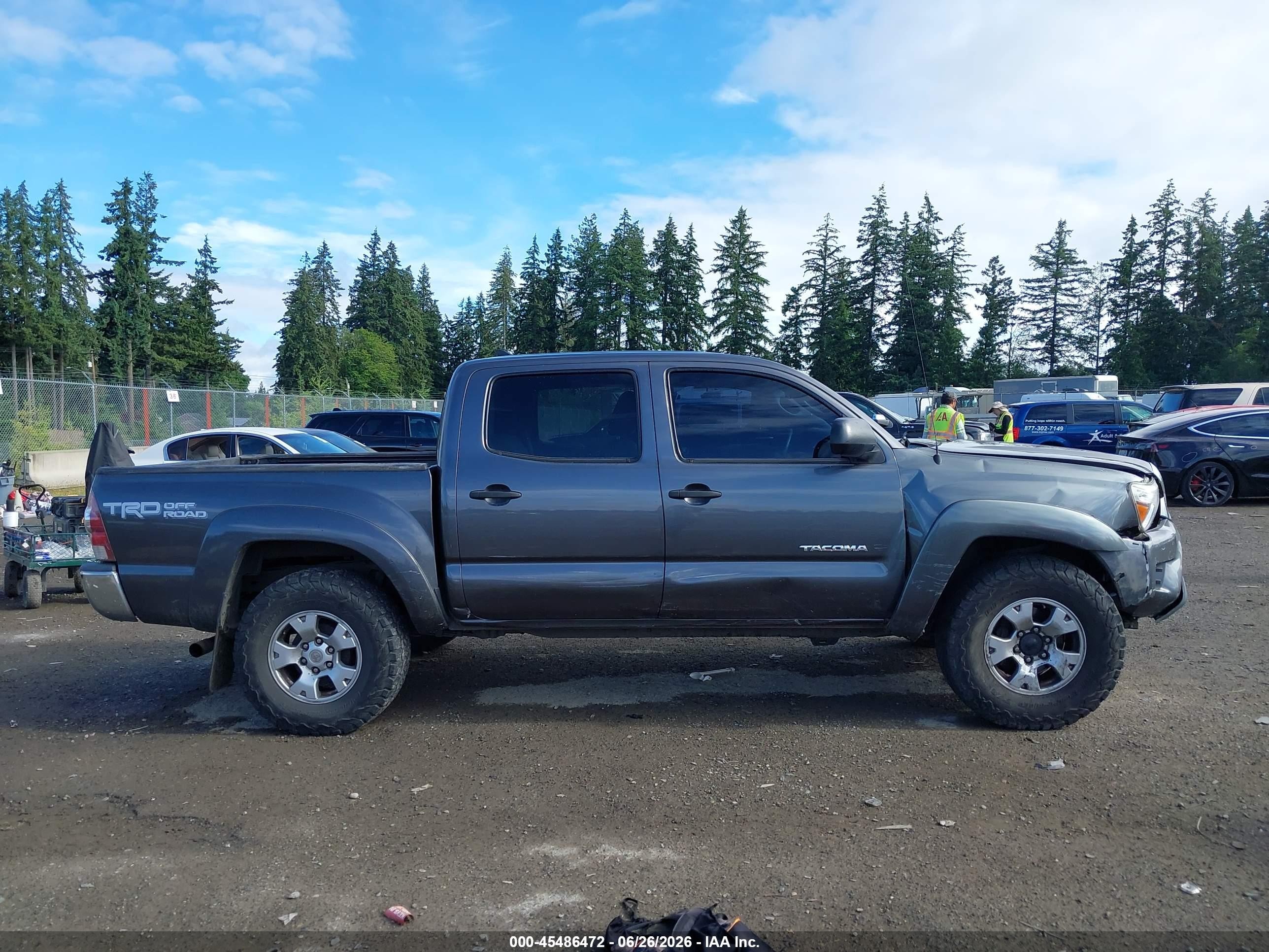 2014 Toyota Tacoma Base V6 Gray vin: 5TFLU4EN4EX104079