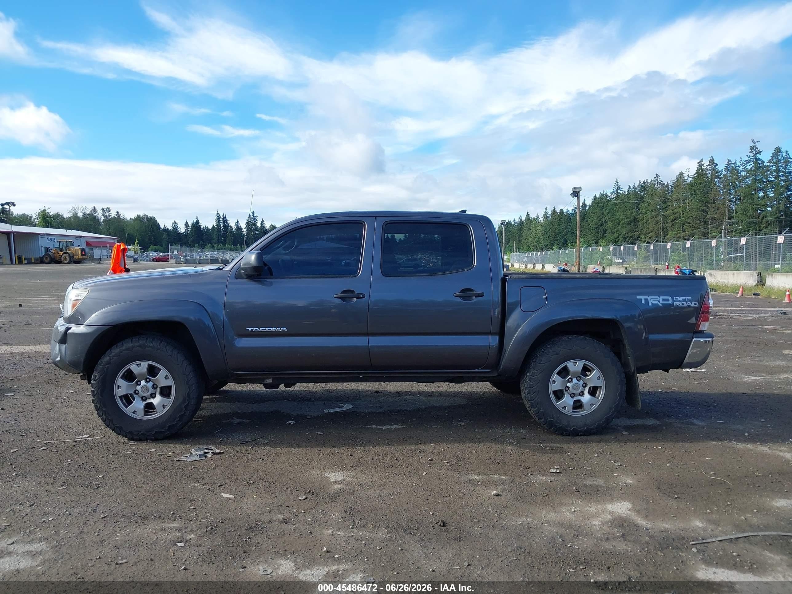 2014 Toyota Tacoma Base V6 Gray vin: 5TFLU4EN4EX104079