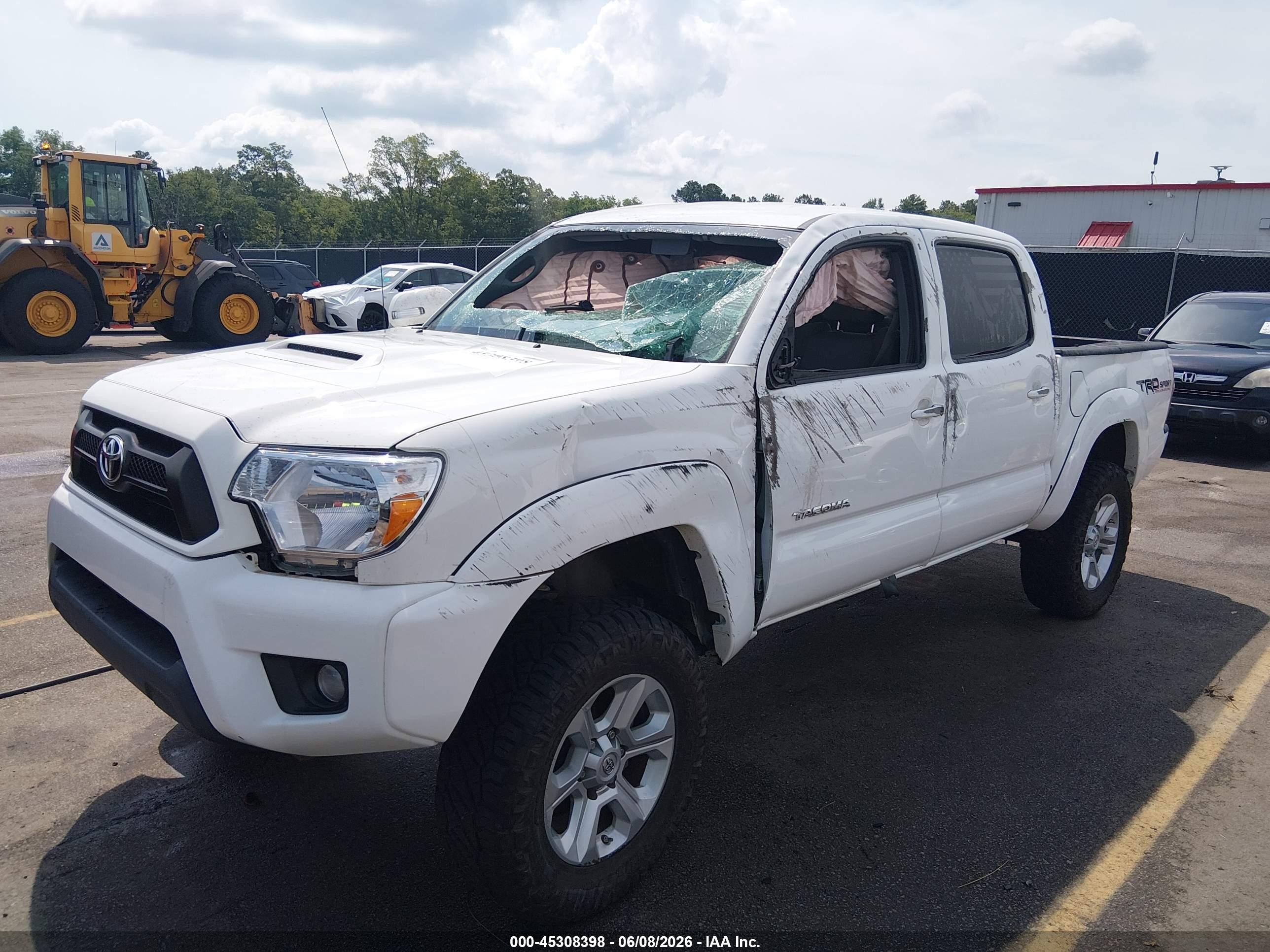 2014 Toyota Tacoma Base V6 White vin: 5TFLU4EN4EX108178