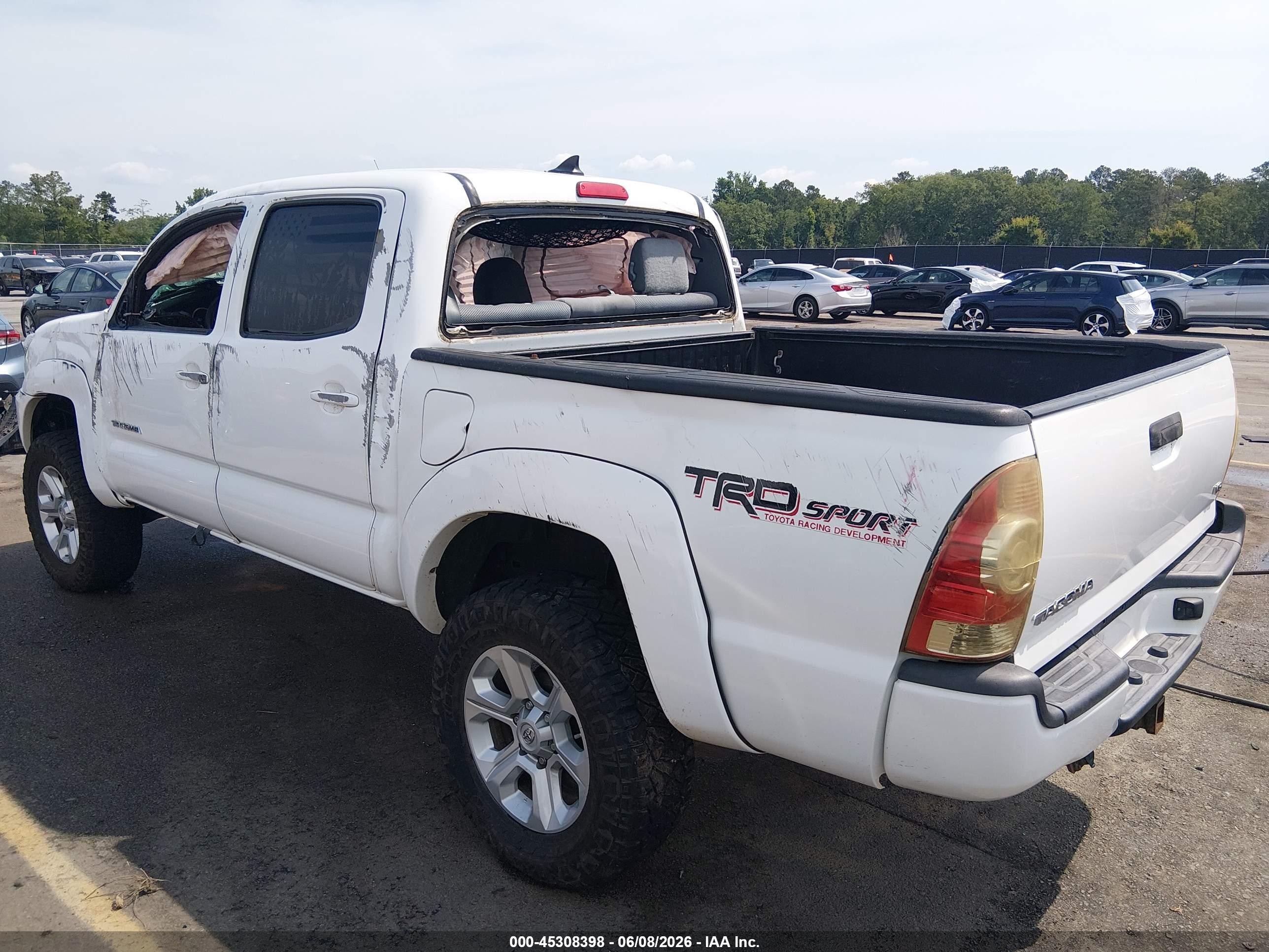 2014 Toyota Tacoma Base V6 White vin: 5TFLU4EN4EX108178