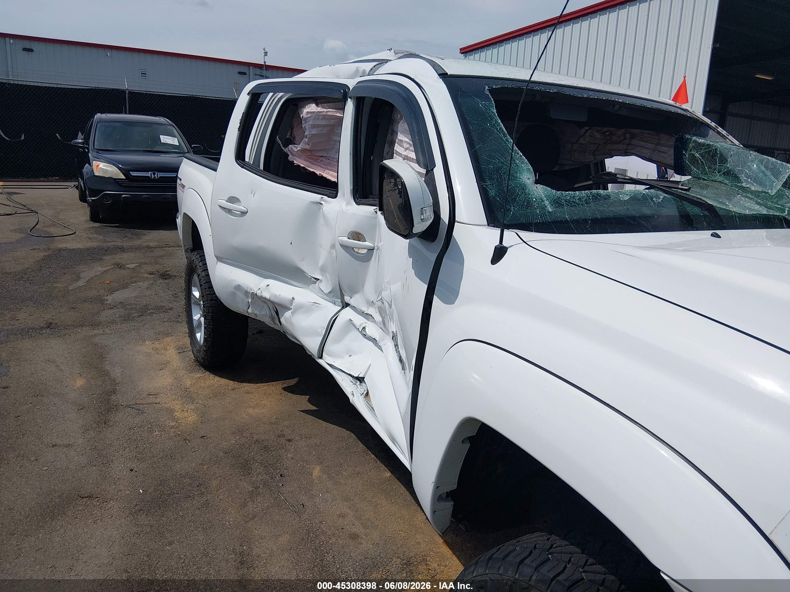 2014 Toyota Tacoma Base V6 White vin: 5TFLU4EN4EX108178