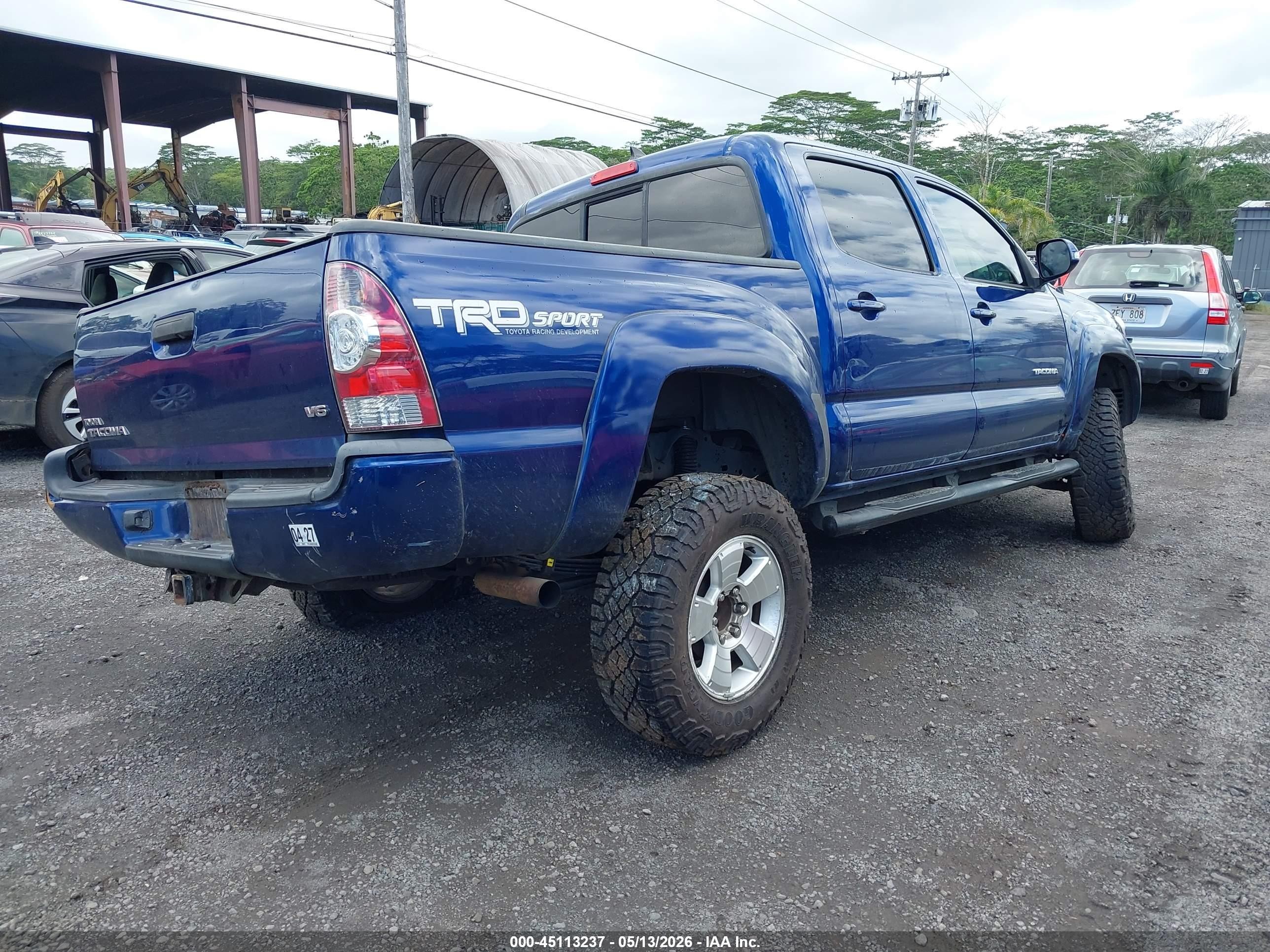 2015 Toyota Tacoma Base V6/trd Pro Gray vin: 5TFLU4EN4FX131686