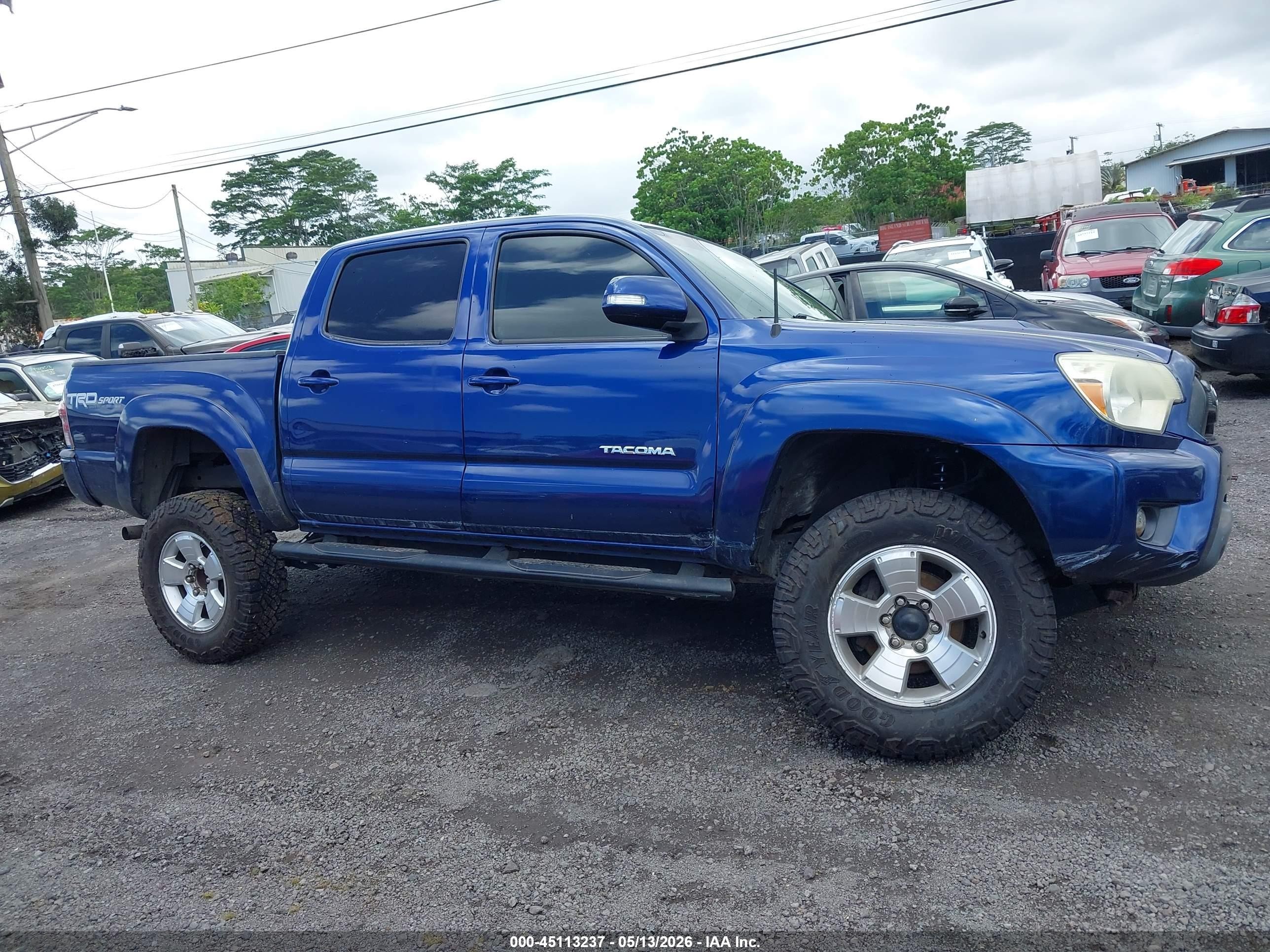 2015 Toyota Tacoma Base V6/trd Pro Gray vin: 5TFLU4EN4FX131686