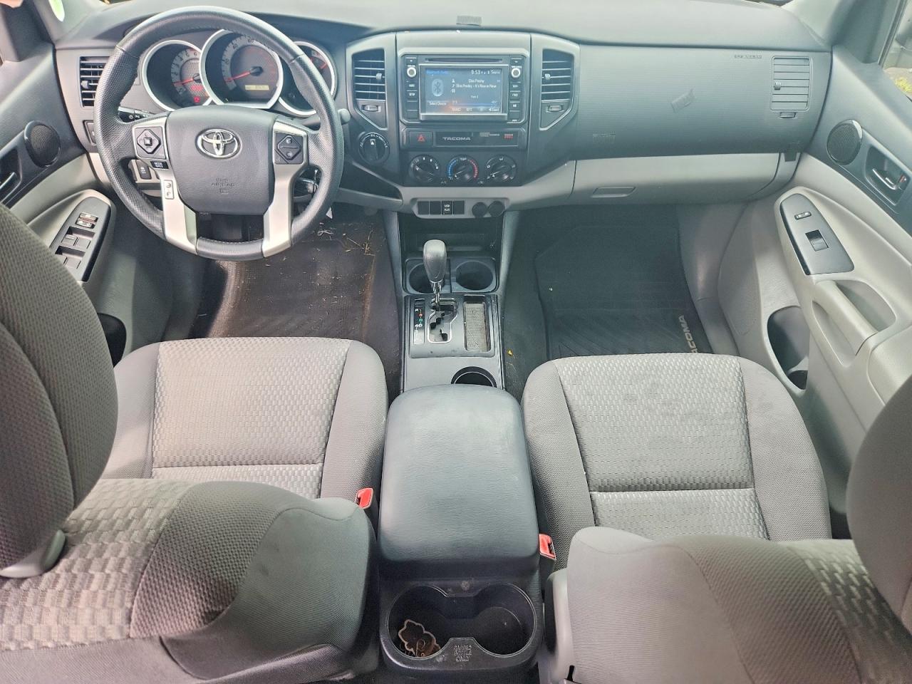 2015 Toyota Tacoma V6 White vin: 5TFLU4EN4FX135107