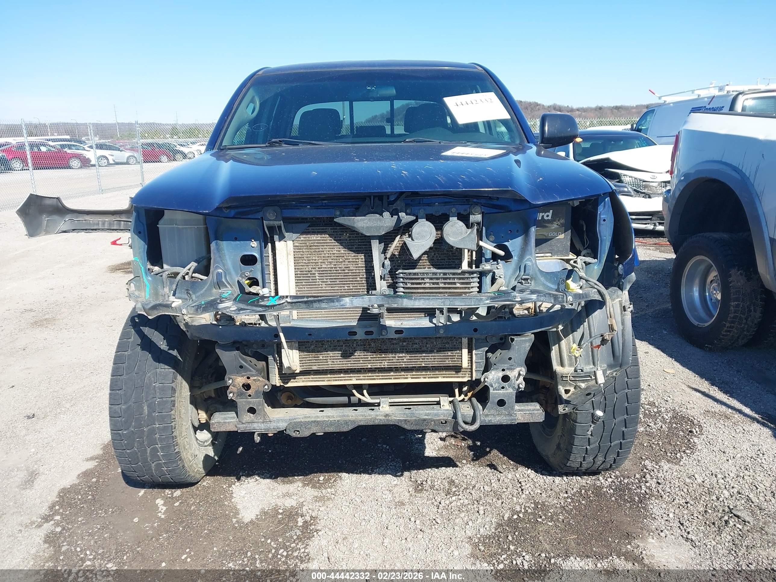 2015 Toyota Tacoma Base V6 Blue vin: 5TFLU4EN4FX137584