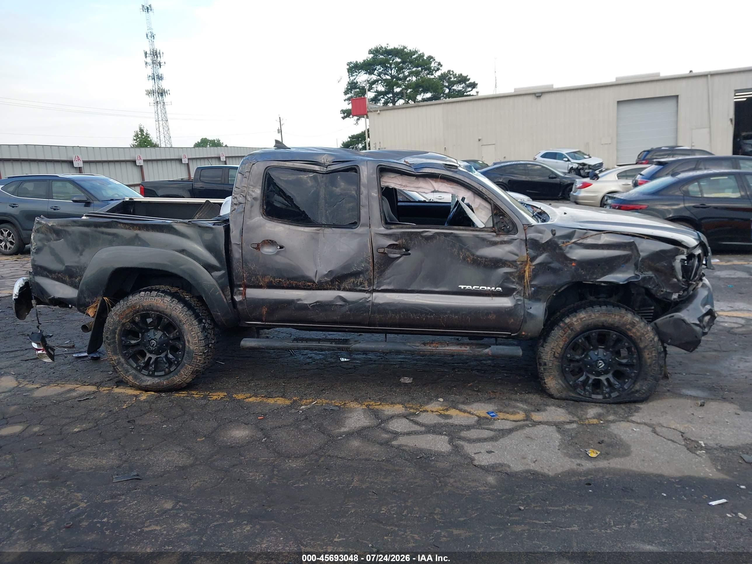 2015 Toyota Tacoma Base V6 Gray vin: 5TFLU4EN5FX111236