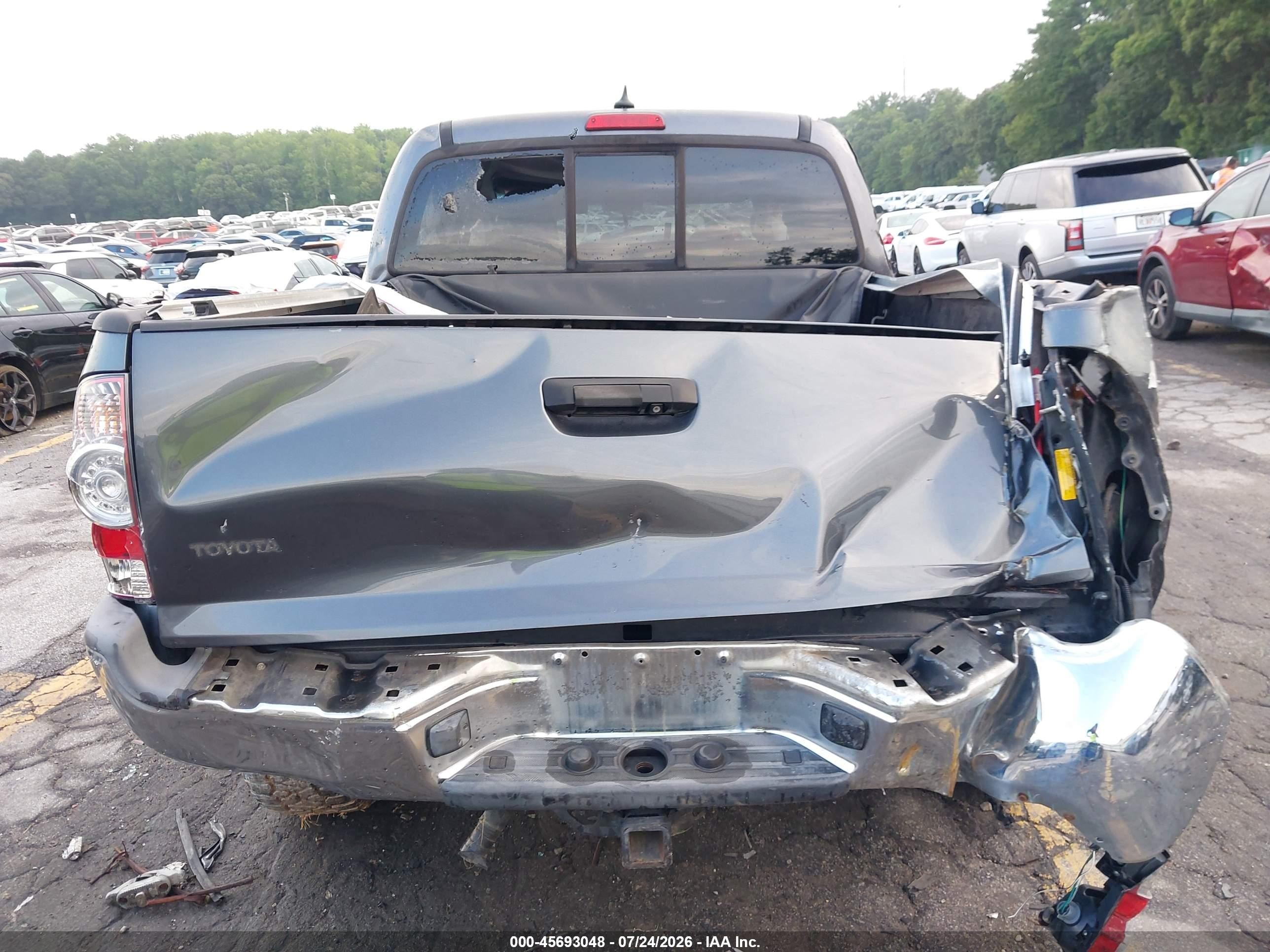 2015 Toyota Tacoma Base V6 Gray vin: 5TFLU4EN5FX111236