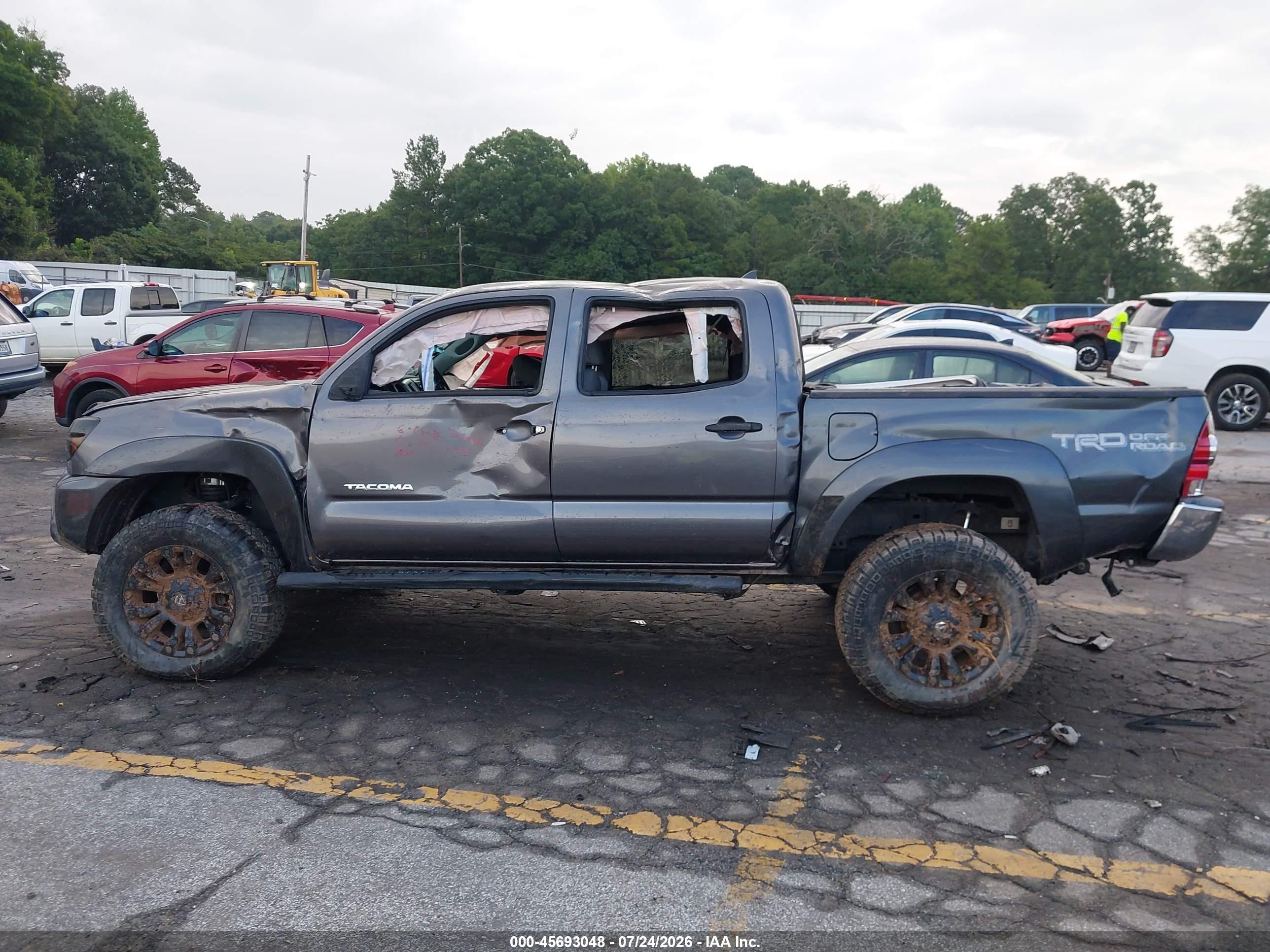 2015 Toyota Tacoma Base V6 Gray vin: 5TFLU4EN5FX111236