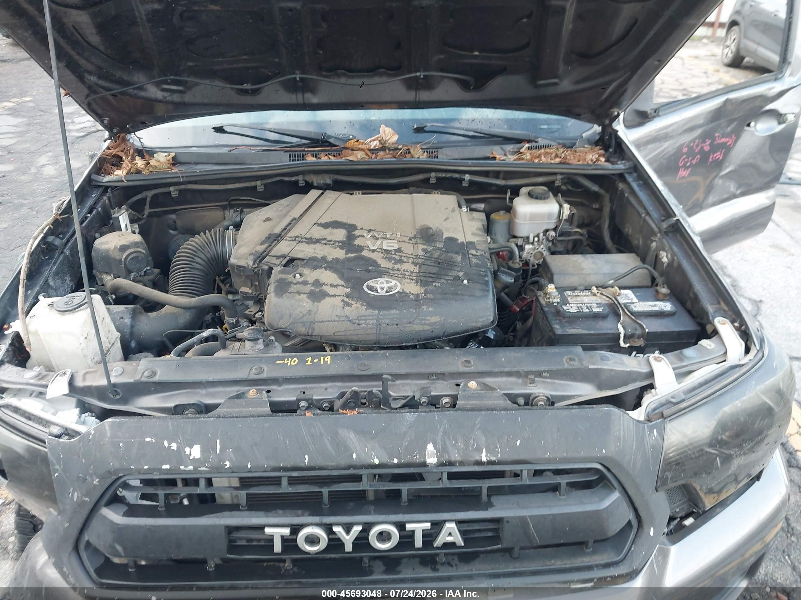 2015 Toyota Tacoma Base V6 Gray vin: 5TFLU4EN5FX111236