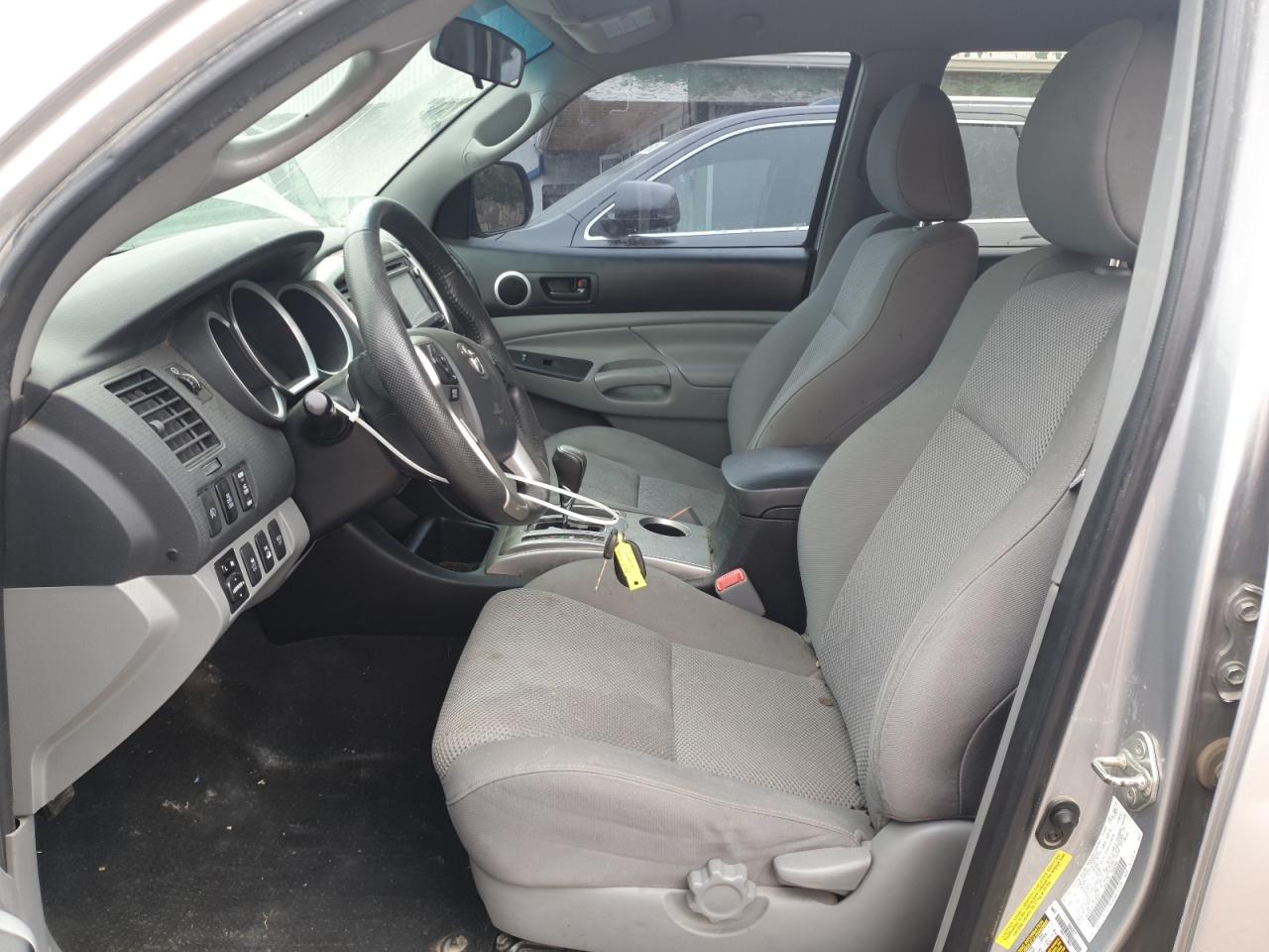 2015 Toyota Tacoma Double Cab Серебряный vin: 5TFLU4EN5FX130997