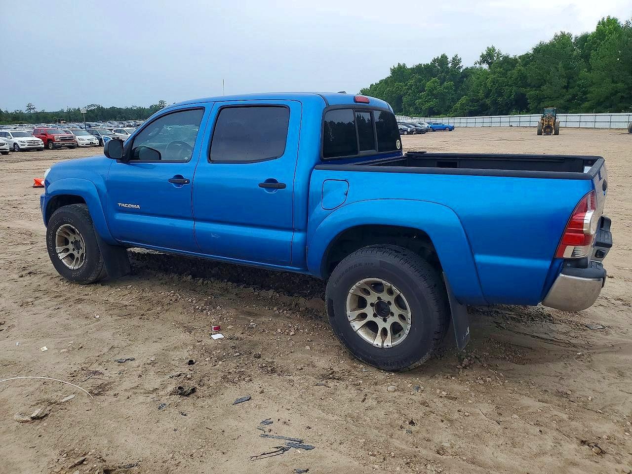 2011 Toyota Tacoma Double Cab Blue vin: 5TFLU4EN6BX009051