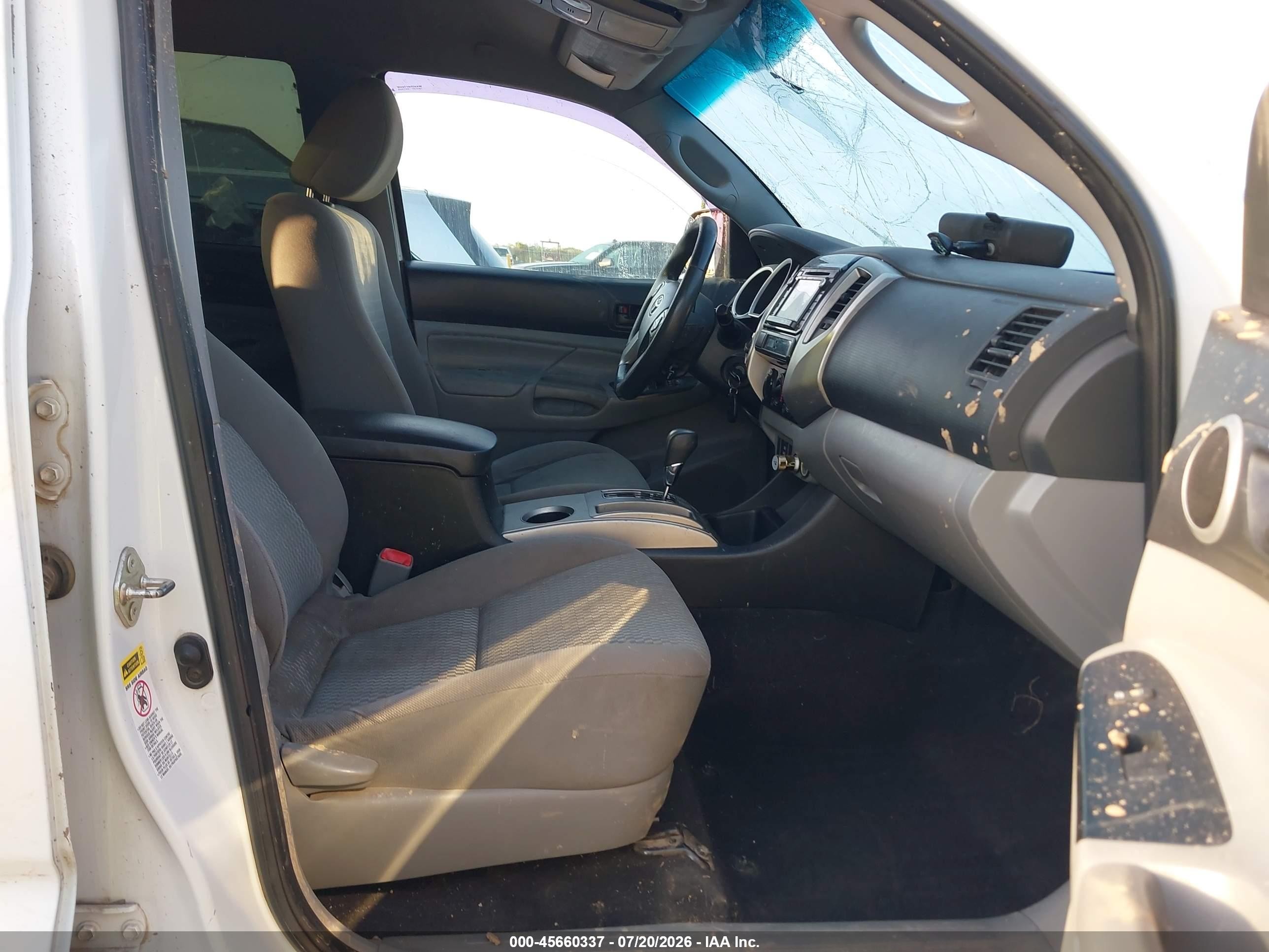 2014 Toyota Tacoma Base V6 White vin: 5TFLU4EN6EX101118