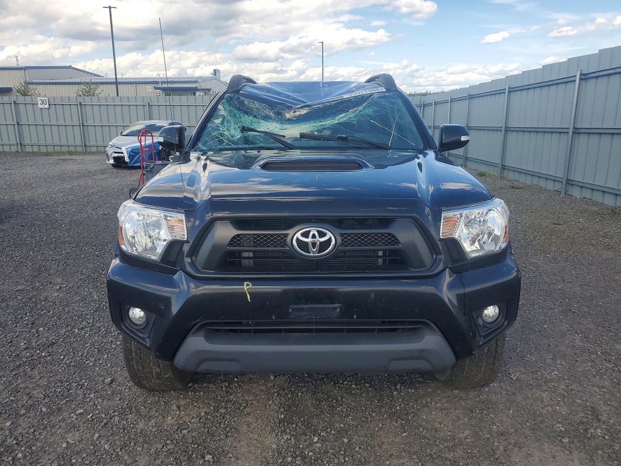 2015 Toyota Tacoma V6 Black vin: 5TFLU4EN6FX132242