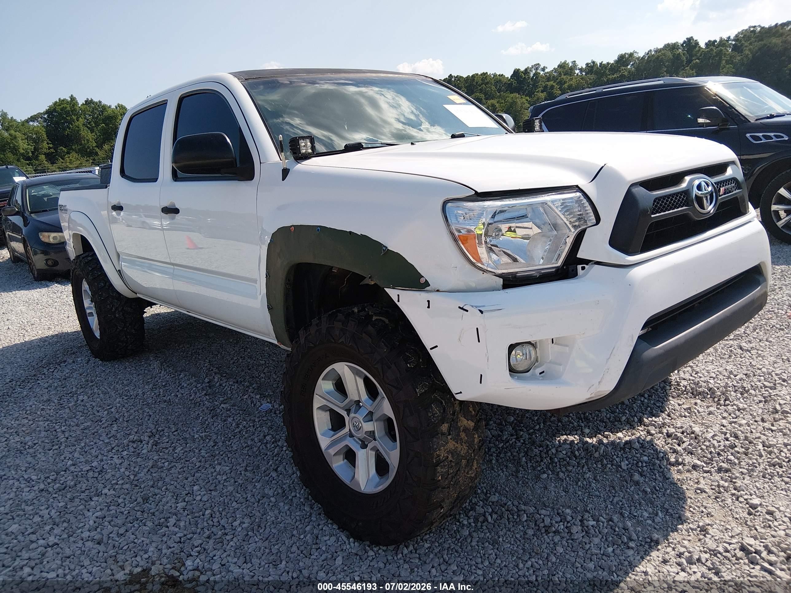 2013 Toyota Tacoma Base V6 White vin: 5TFLU4EN7DX051523