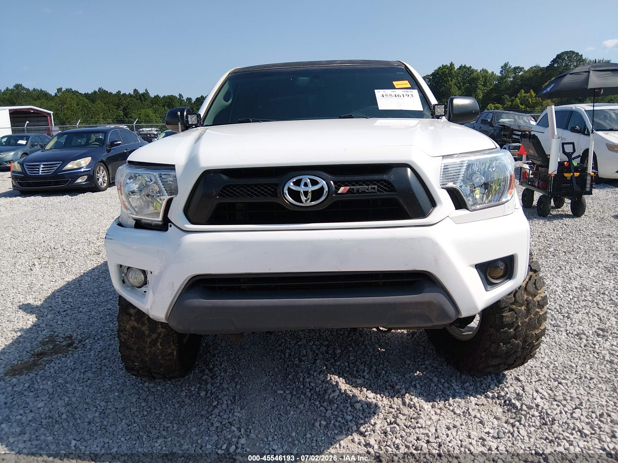 2013 Toyota Tacoma Base V6 White vin: 5TFLU4EN7DX051523