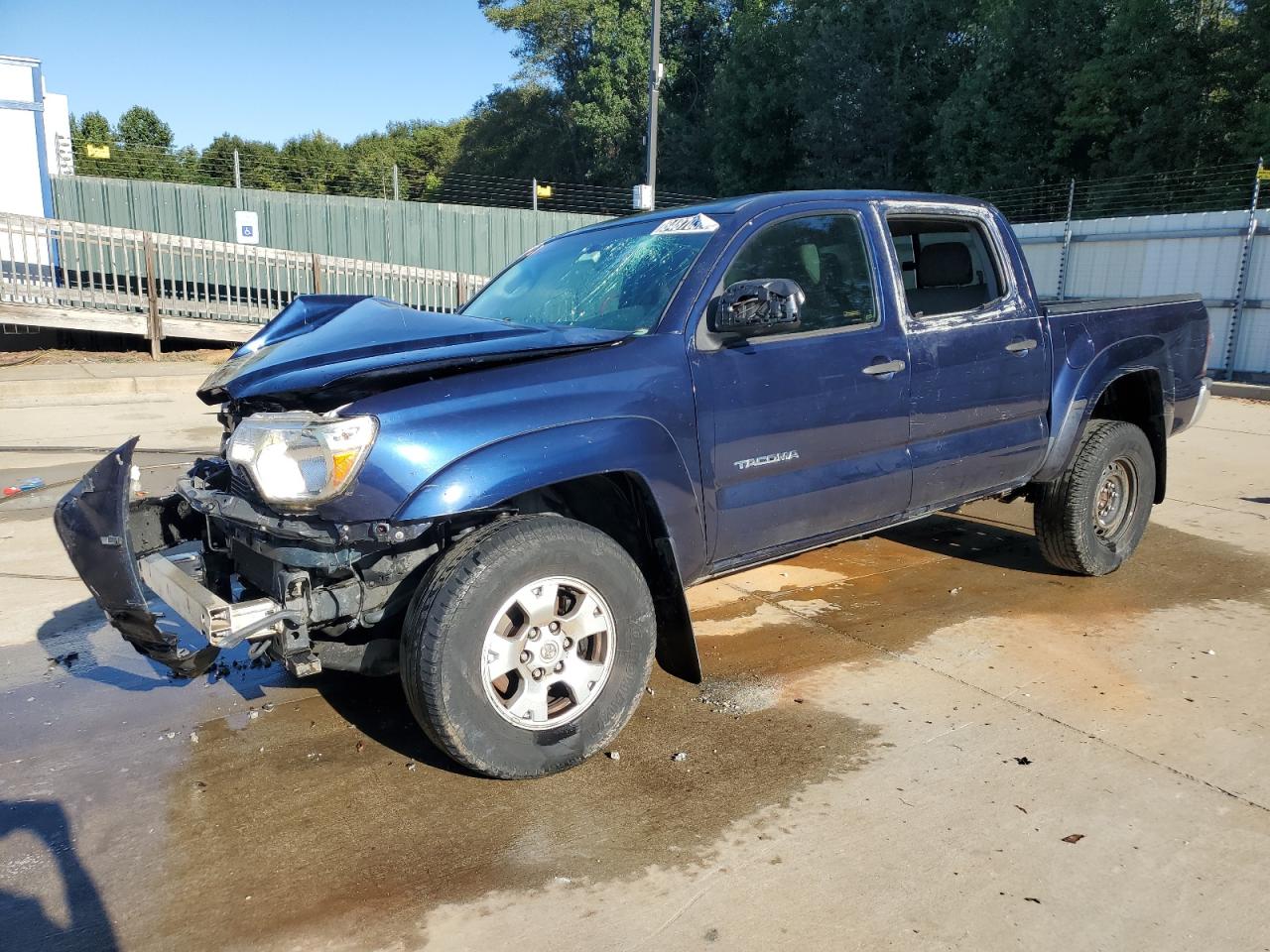 2013 Toyota Tacoma Double Cab Blue vin: 5TFLU4EN7DX079287 Damage: Left Rear Door, Multiple Scratches Heavy, 3