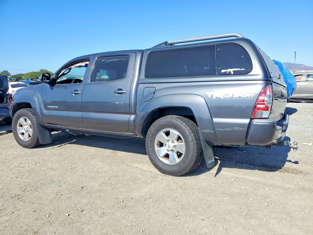2015 Toyota Tacoma V6 Gray vin: 5TFLU4EN7FX128233
