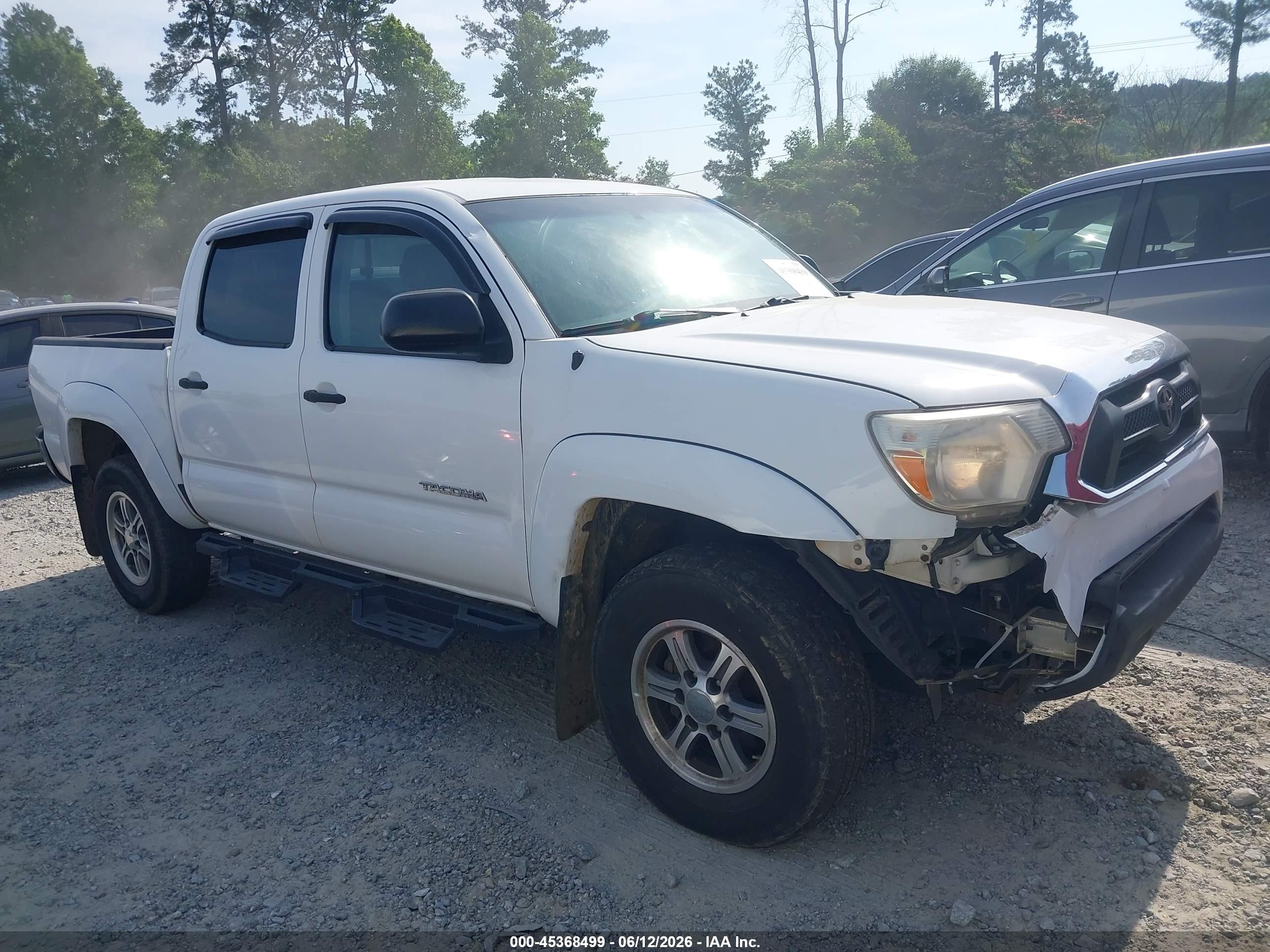 2015 Toyota Tacoma Base V6 Белый vin: 5TFLU4EN7FX132735