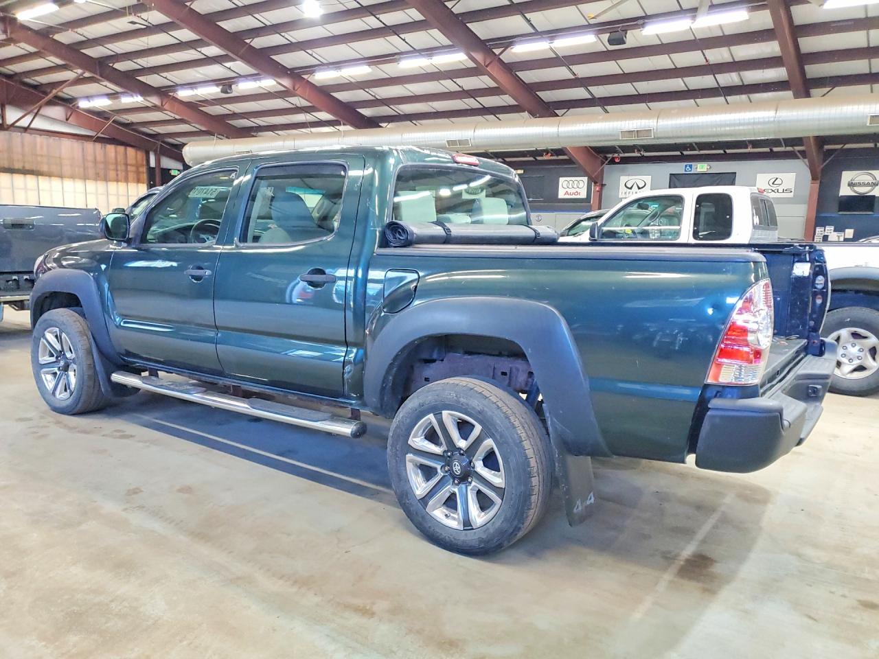 2011 Toyota Tacoma Double Cab Зеленый vin: 5TFLU4EN8BX013229