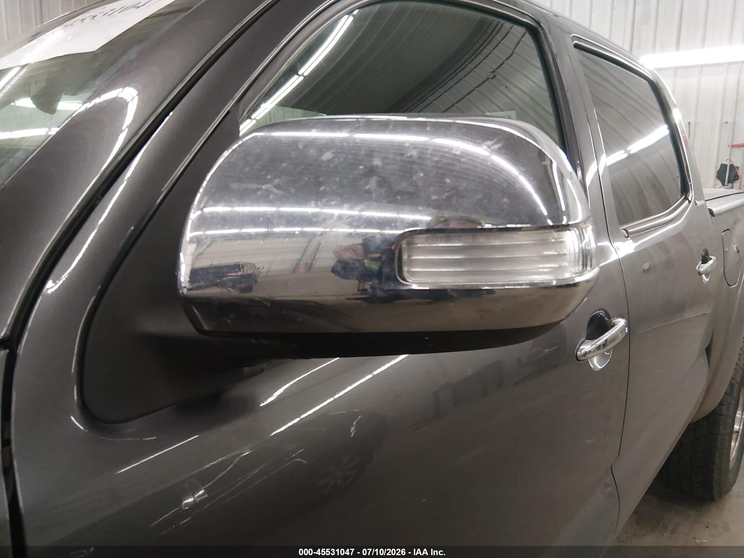 2013 Toyota Tacoma Base V6 Серый vin: 5TFLU4EN8DX049666