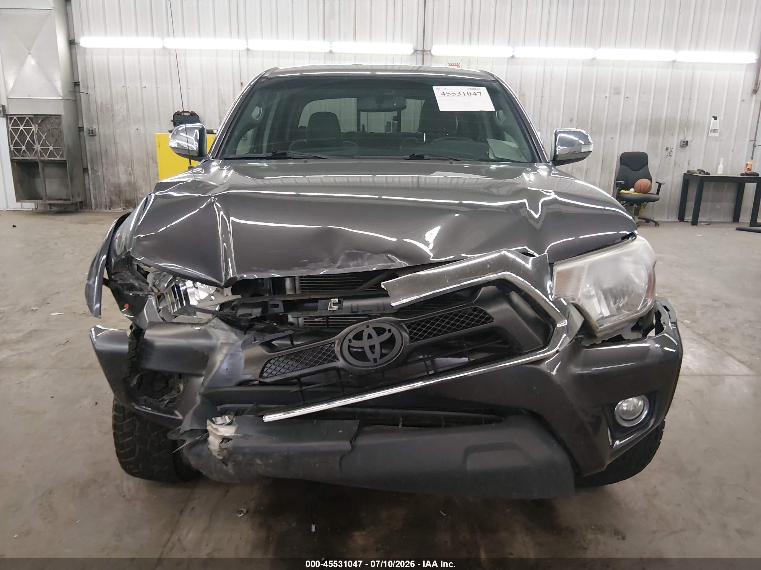2013 Toyota Tacoma Base V6 Серый vin: 5TFLU4EN8DX049666