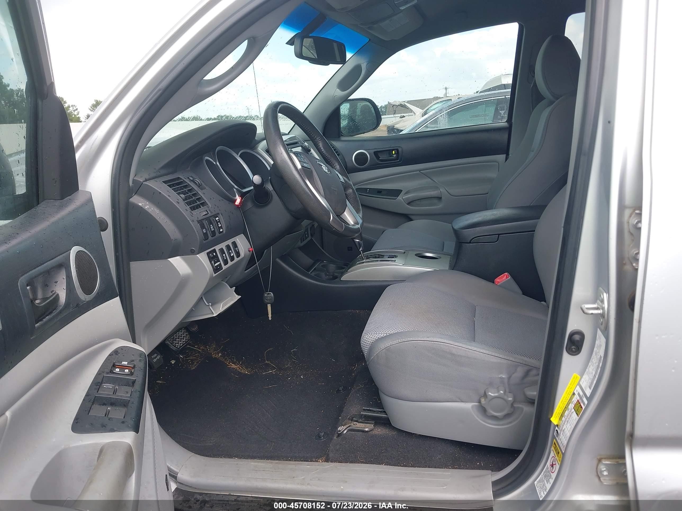2013 Toyota Tacoma Base V6 Silver vin: 5TFLU4EN8DX059727